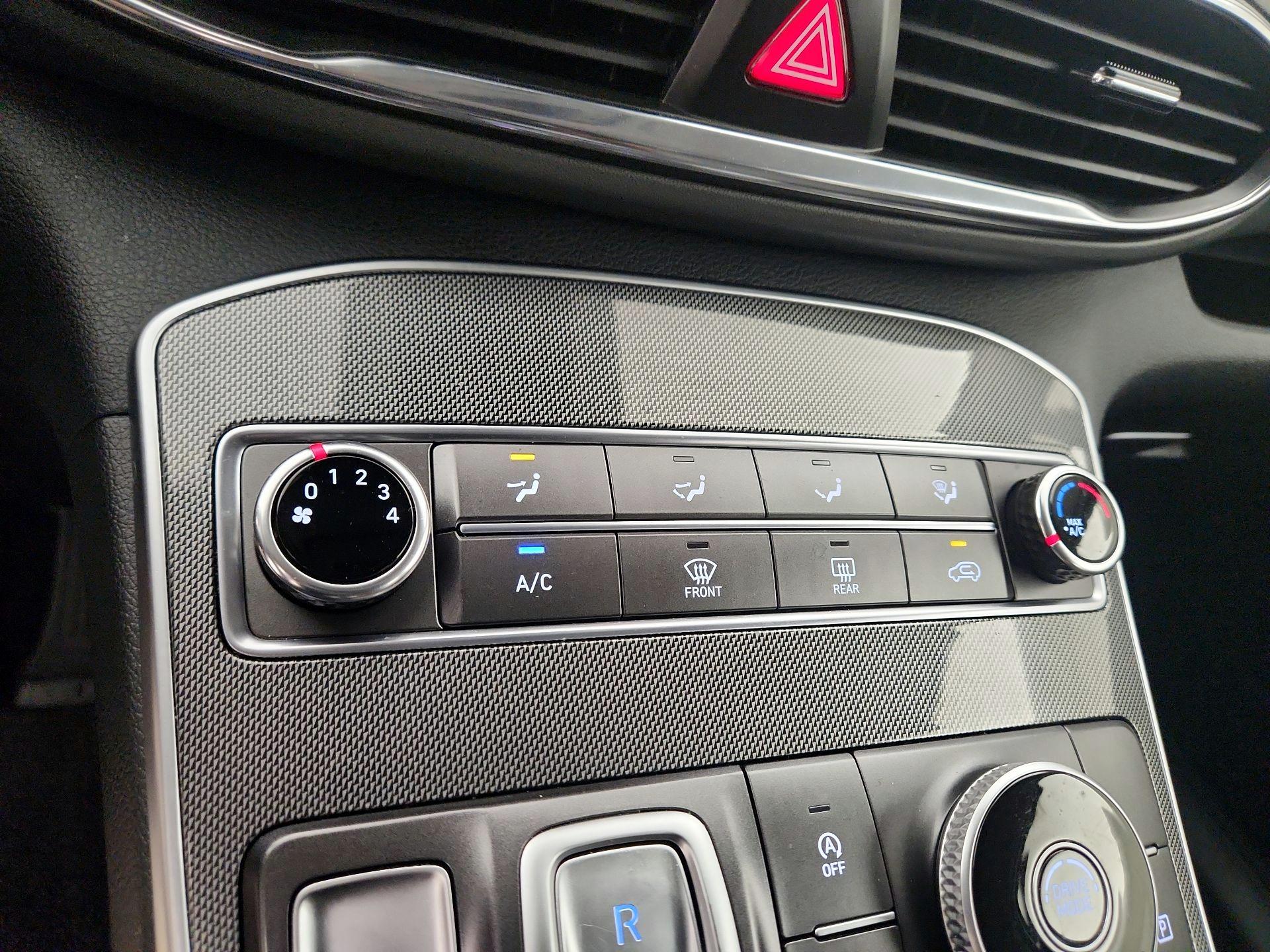 Thumbnail: 2023 Hyundai Santa Fe - 16