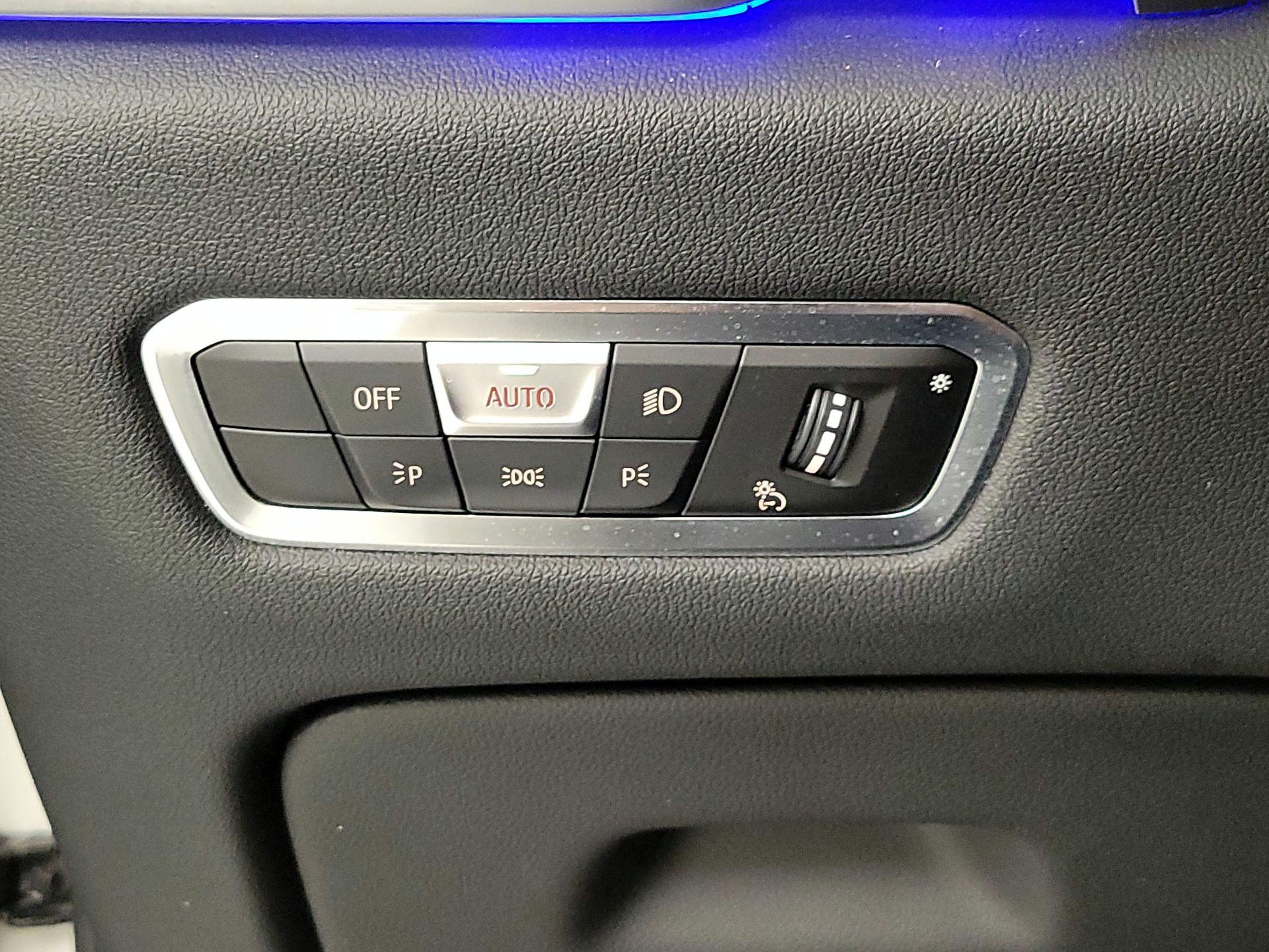 Thumbnail: 2022 BMW X5 - 13