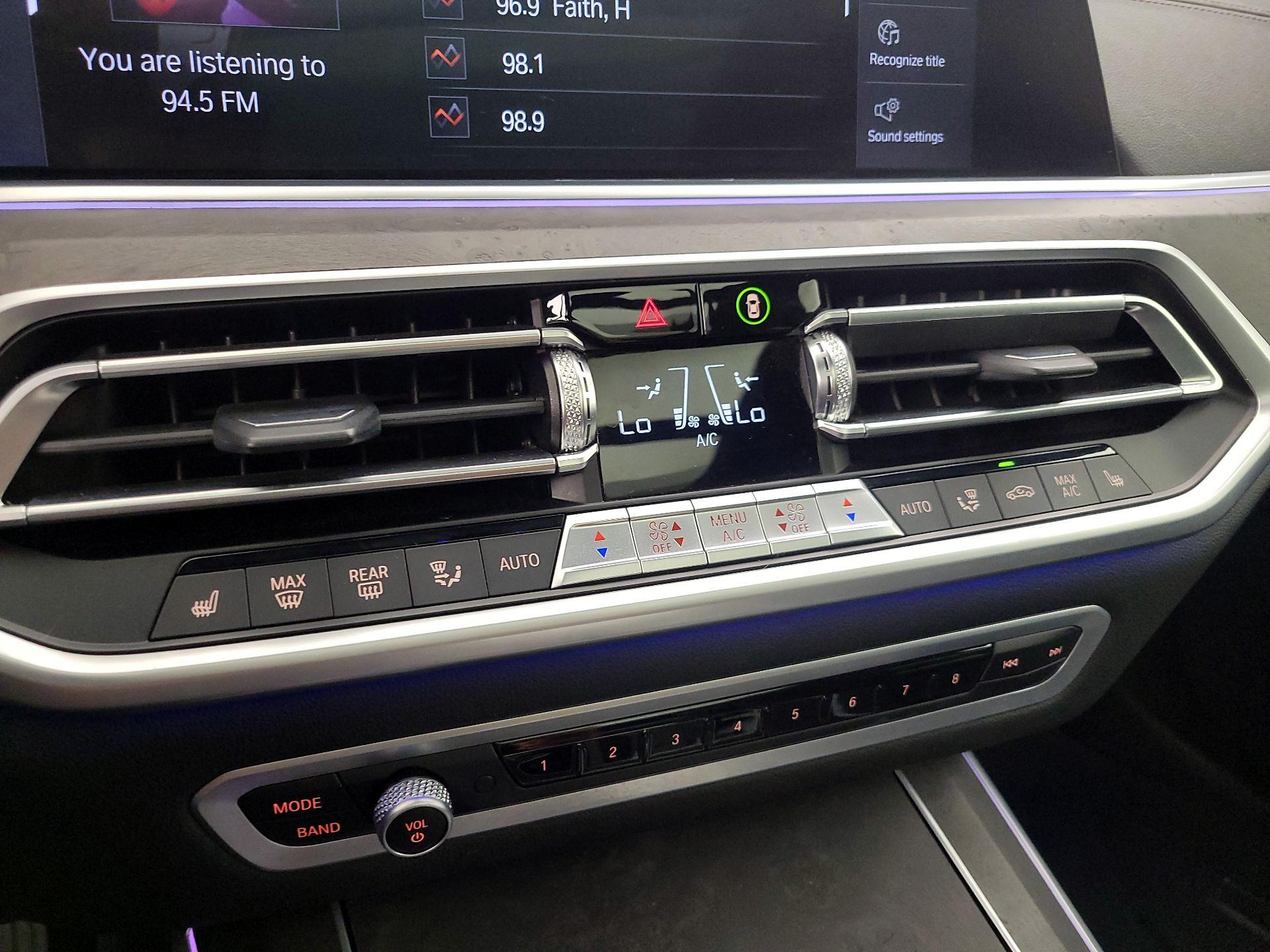 Thumbnail: 2022 BMW X5 - 17