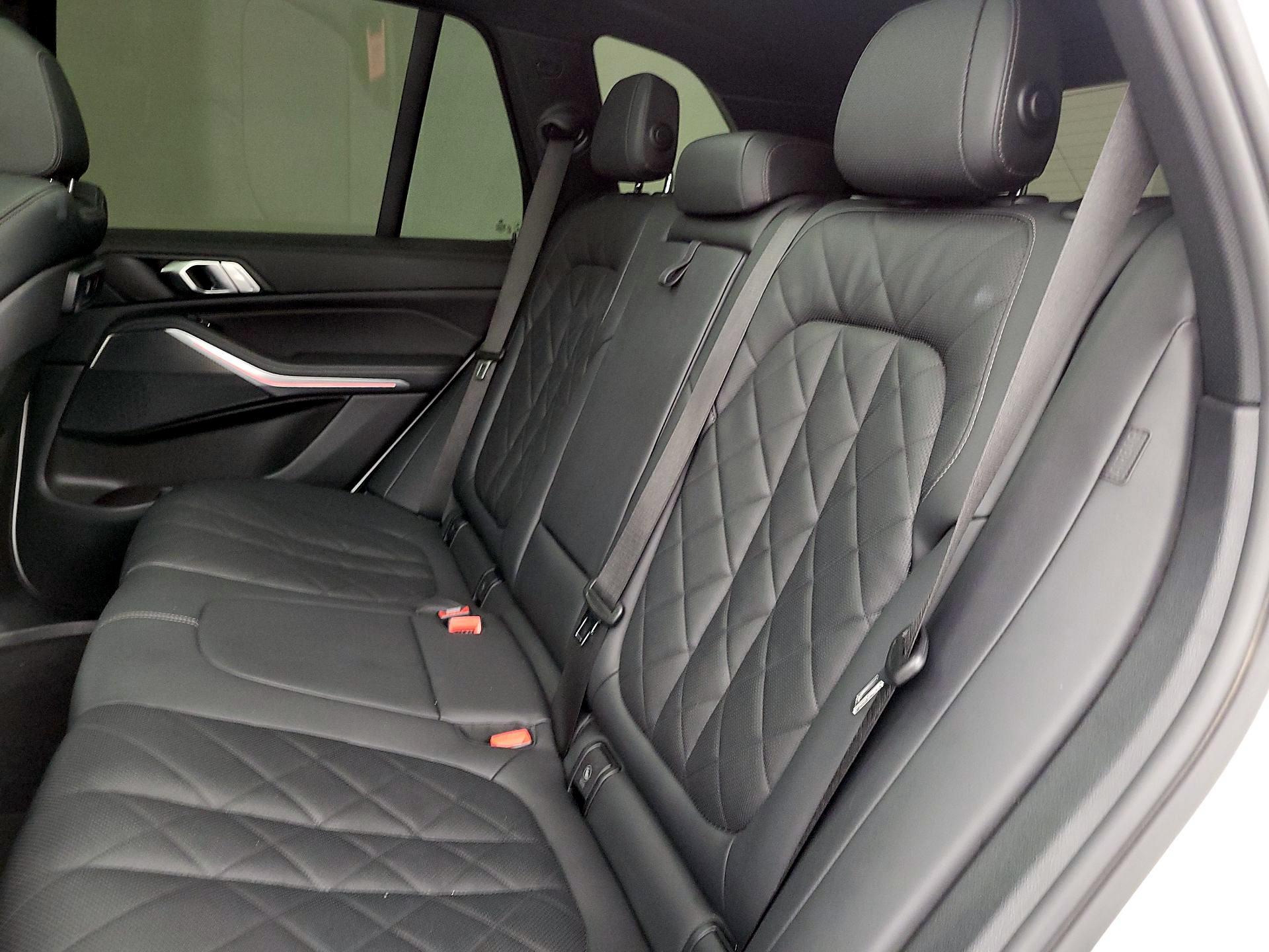 Thumbnail: 2023 BMW X5 - 19