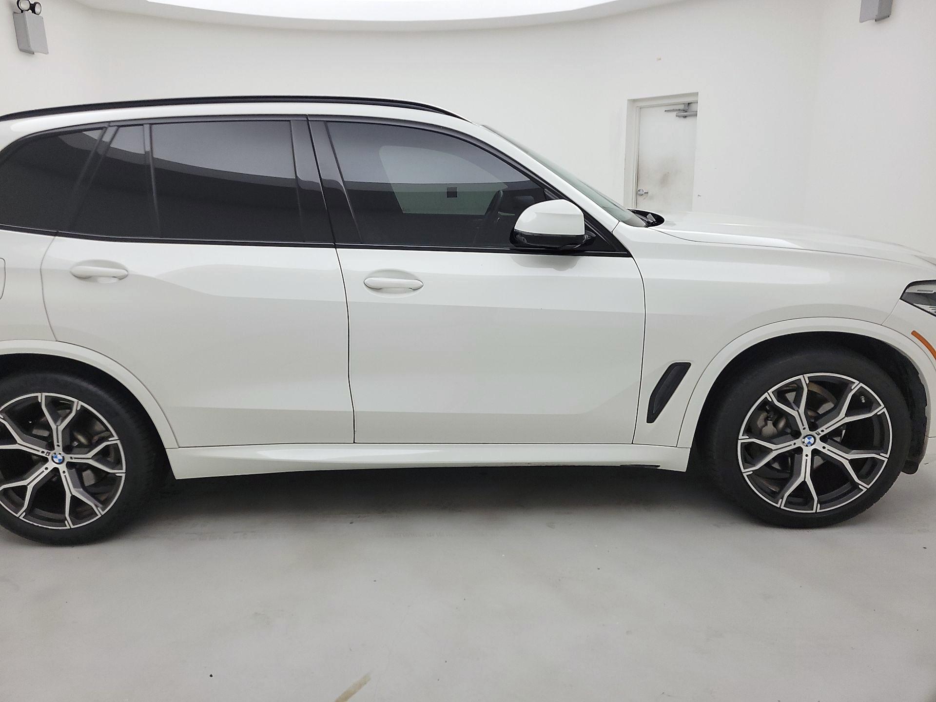 Thumbnail: 2023 BMW X5 - 4