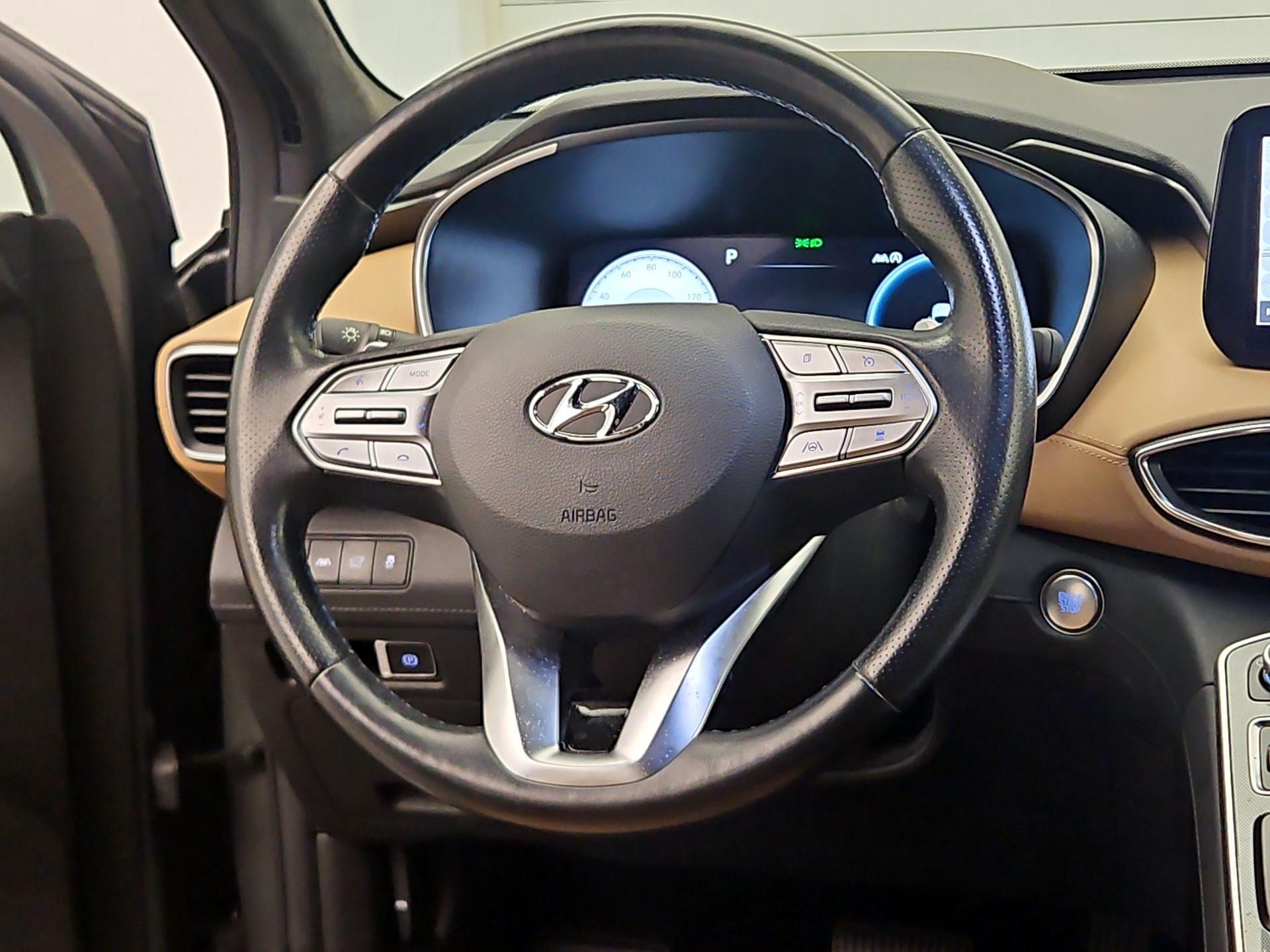 Thumbnail: 2023 Hyundai Santa Fe - 10