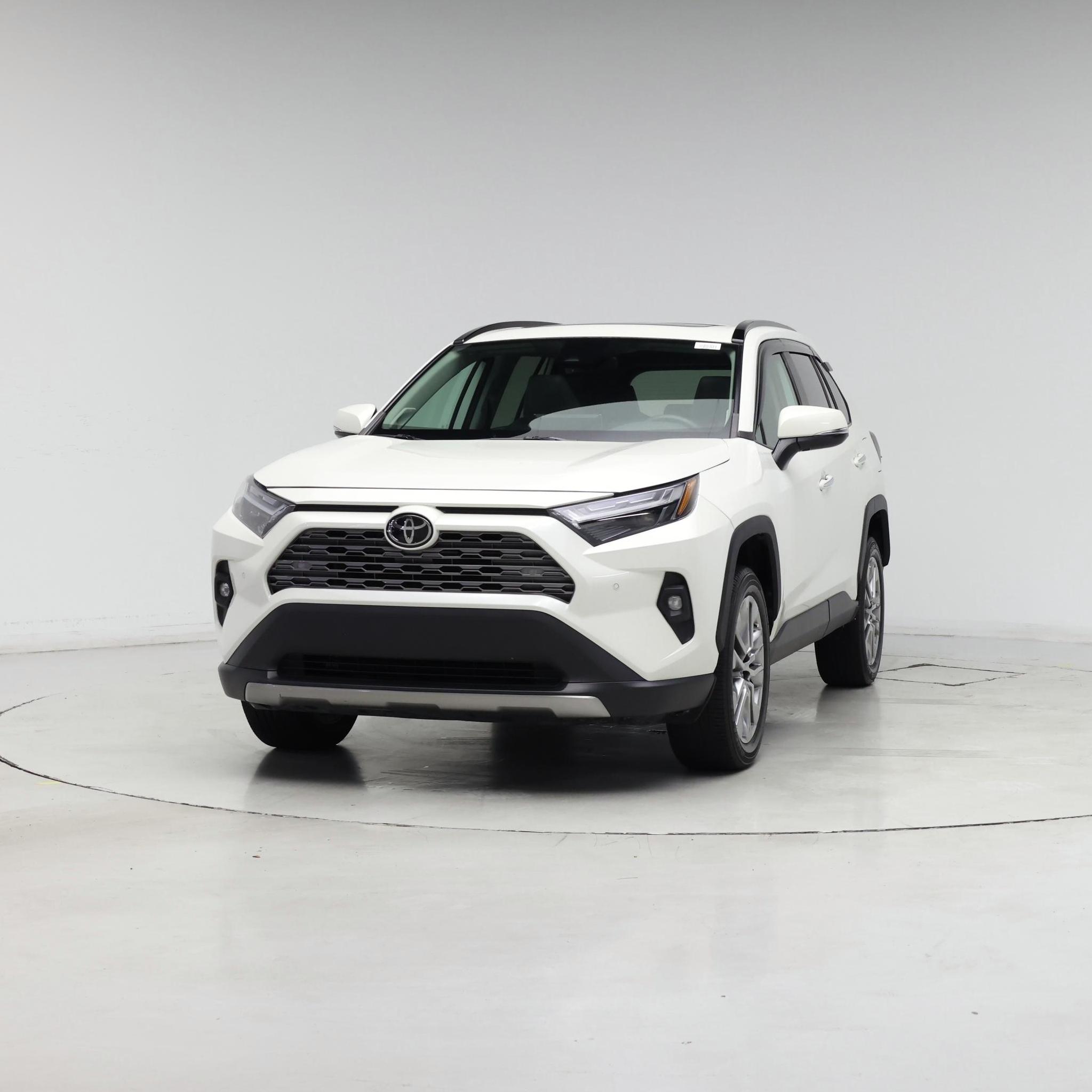 Thumbnail: 2022 Toyota RAV4 - 4
