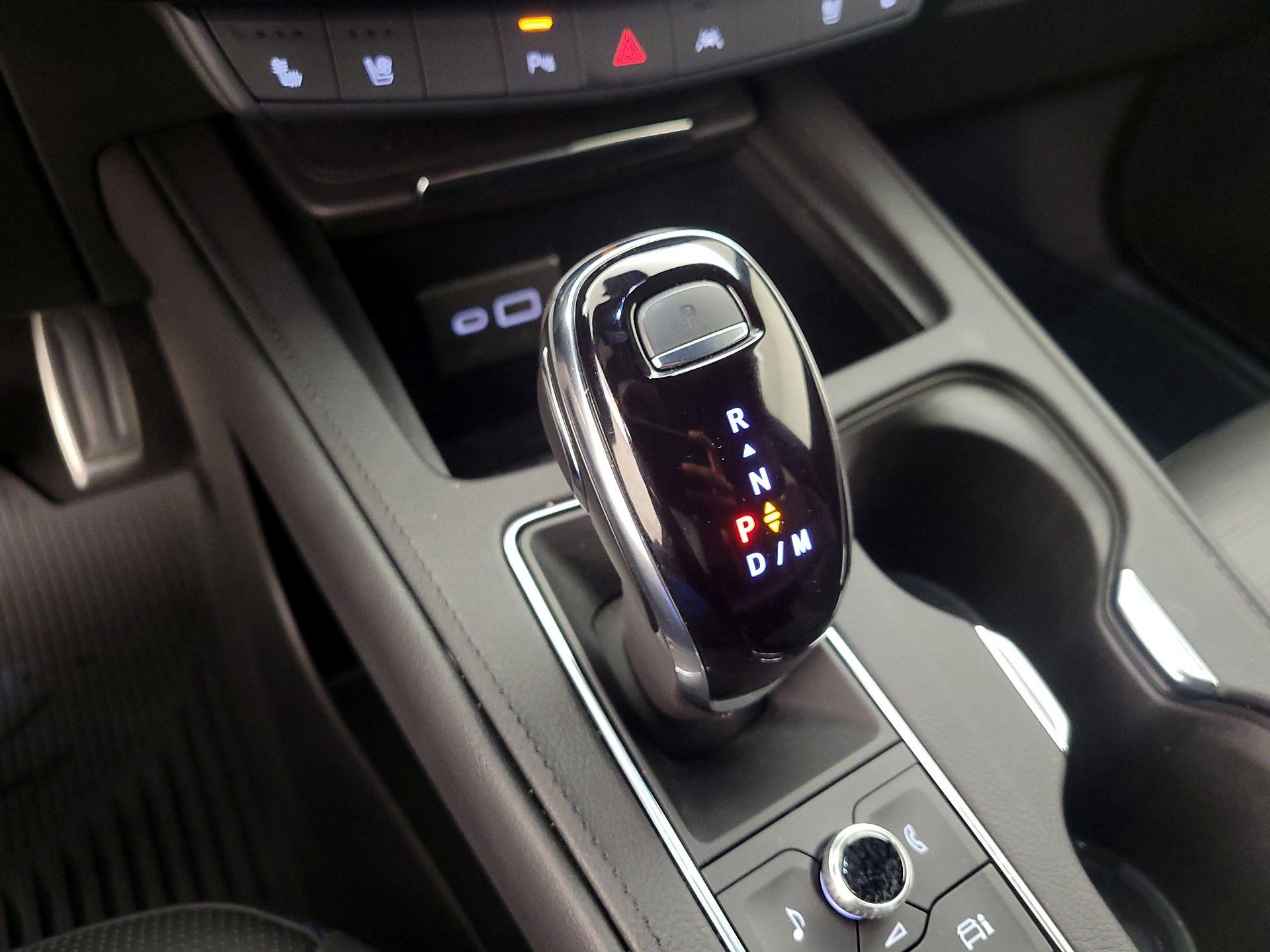 Thumbnail: 2024 Cadillac XT4 - 17