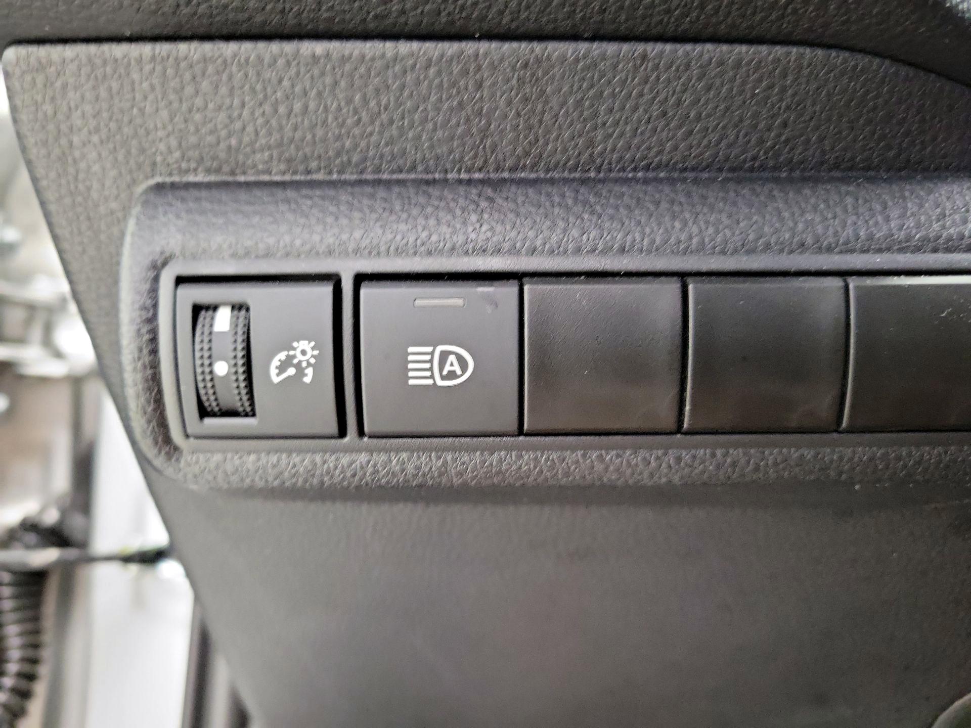 Thumbnail: 2025 Toyota Corolla - 13