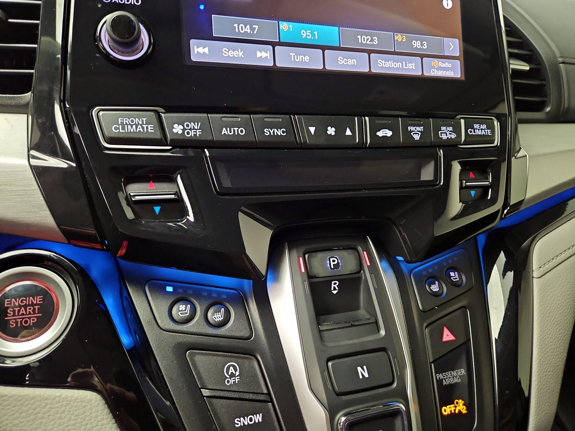 Thumbnail: 2020 Honda Odyssey - 17