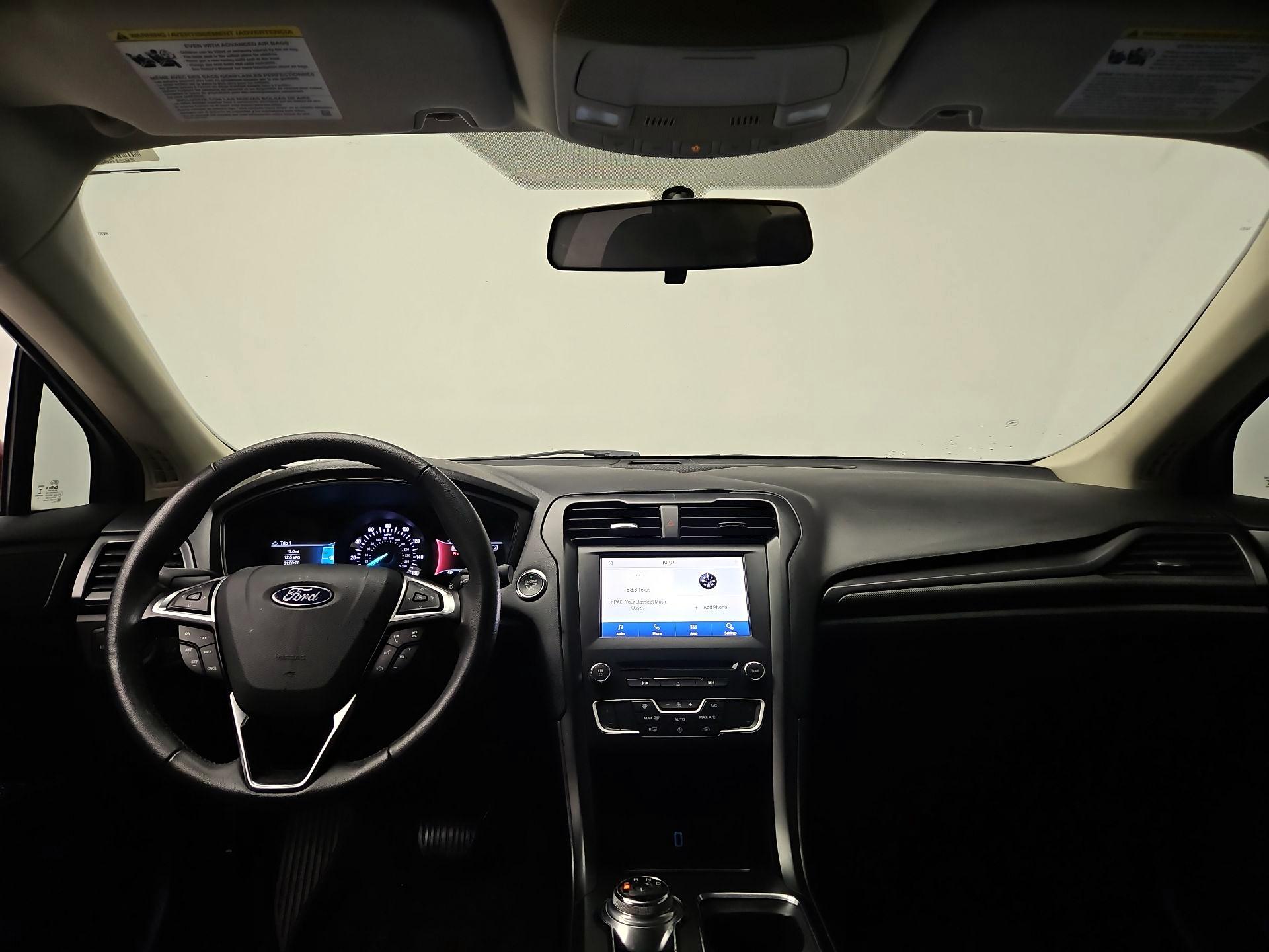 Thumbnail: 2018 Ford Fusion - 9