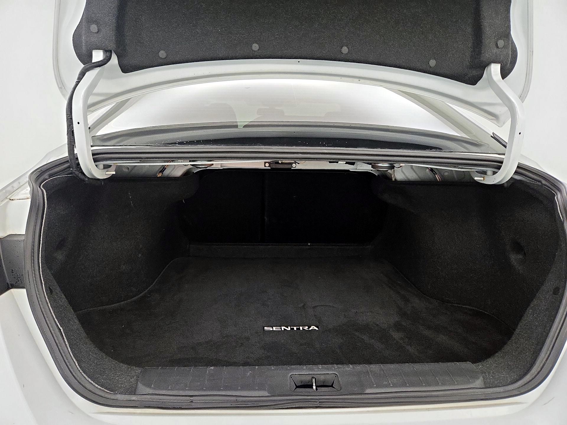 Thumbnail: 2024 Nissan Sentra - 20