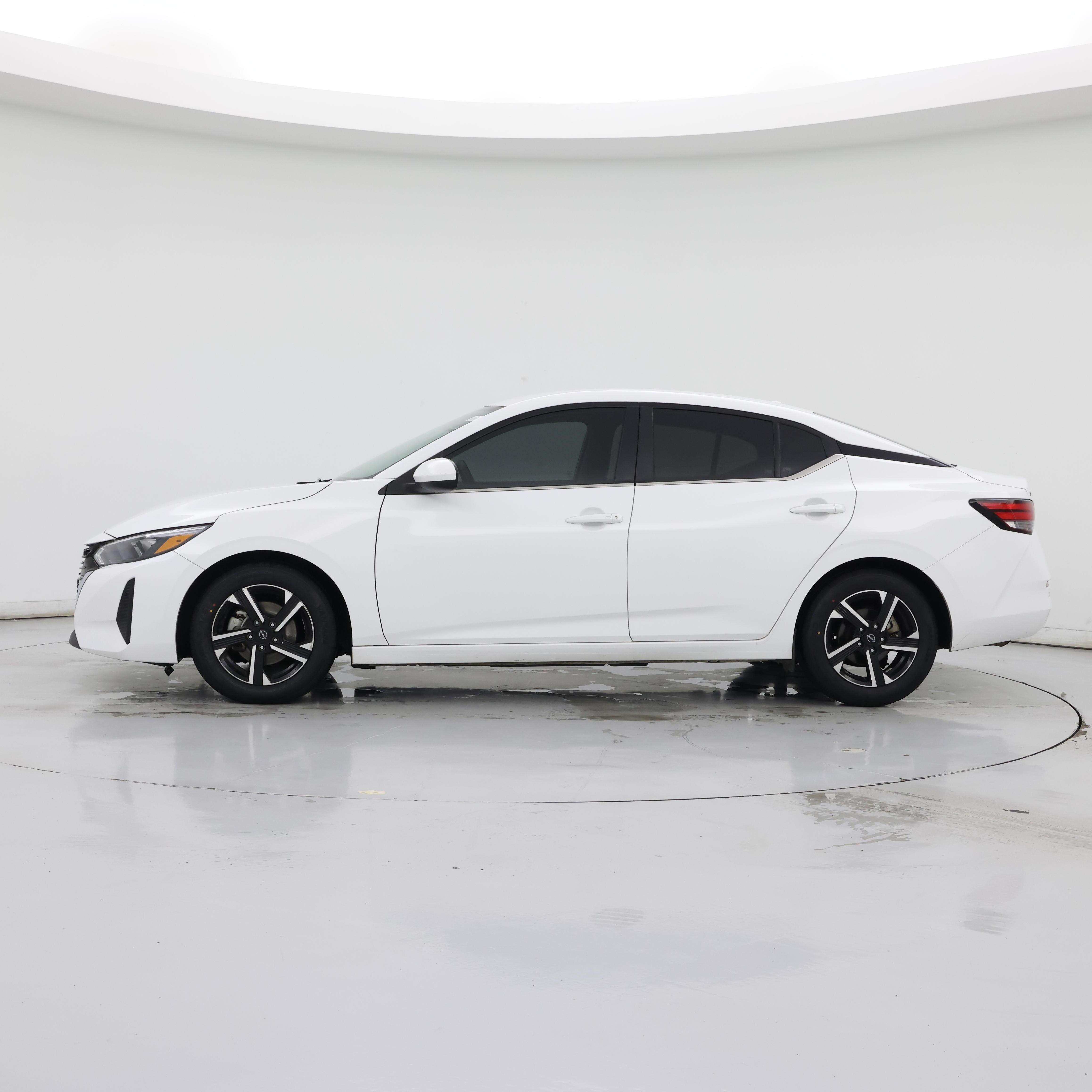 Thumbnail: 2024 Nissan Sentra - 3