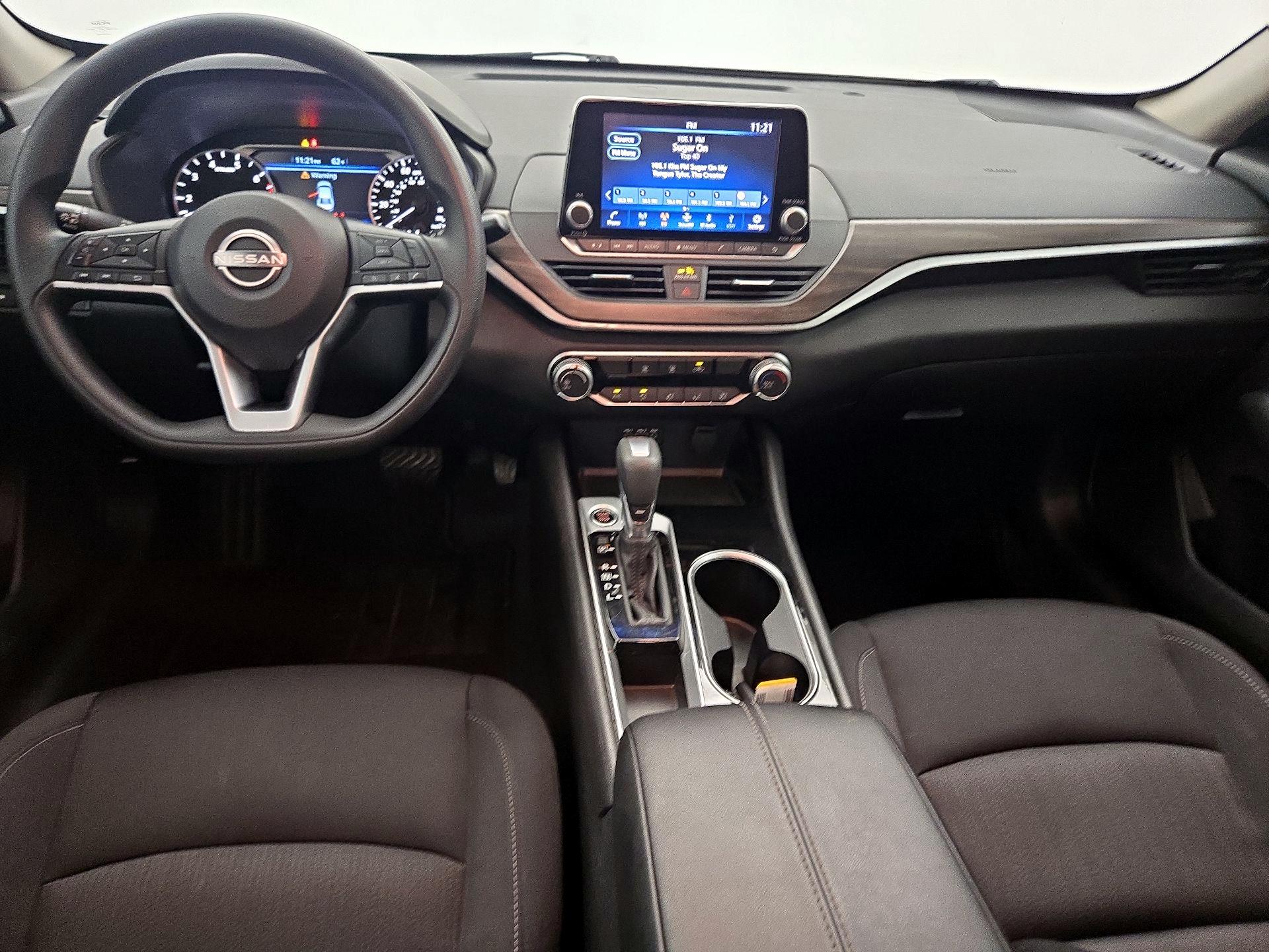 Thumbnail: 2024 Nissan Altima - 9