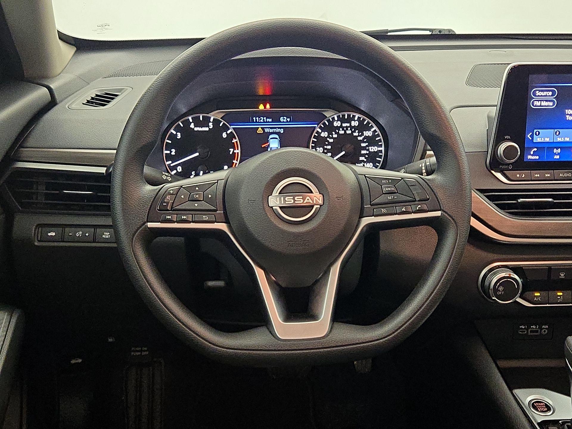 Thumbnail: 2024 Nissan Altima - 10