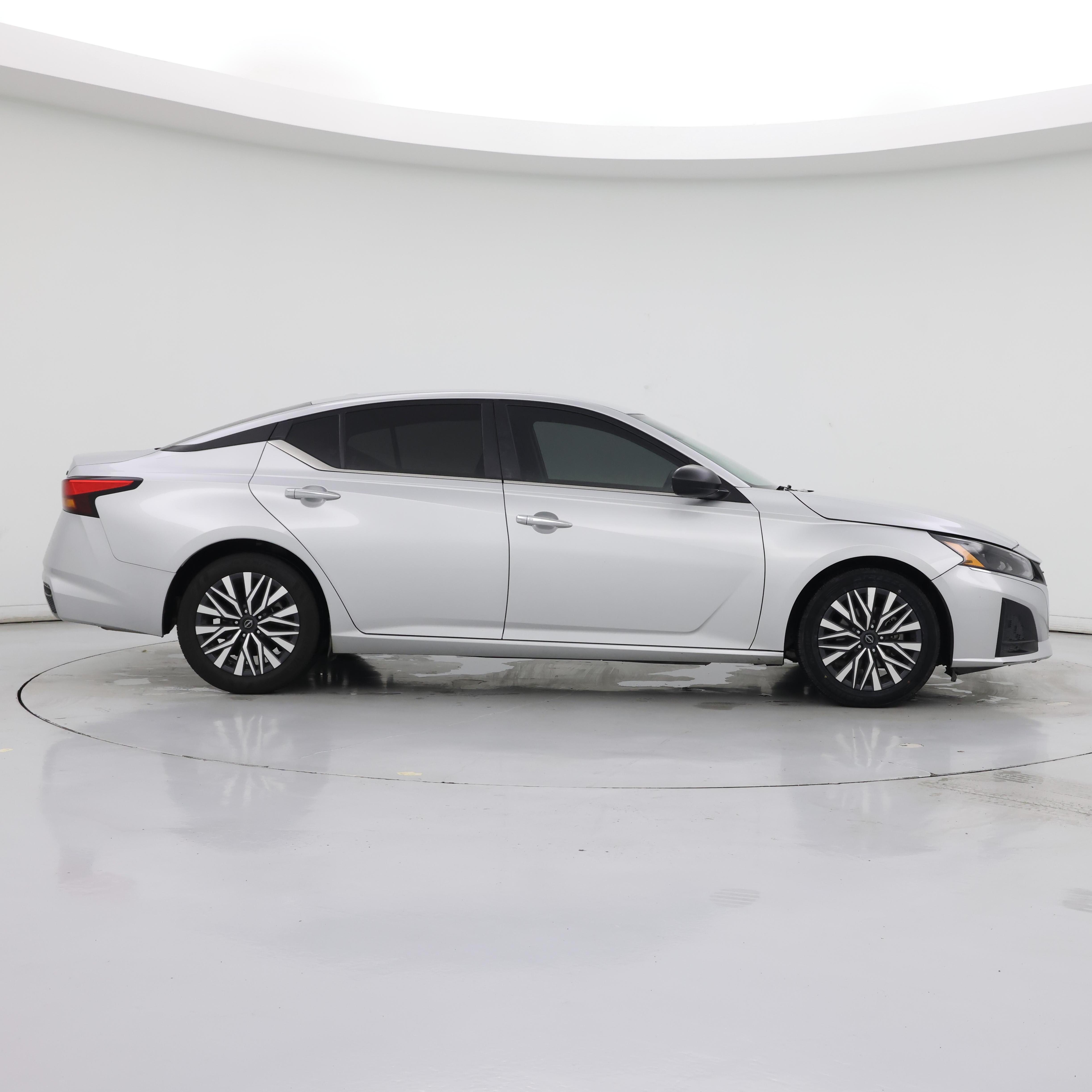 Thumbnail: 2024 Nissan Altima - 7