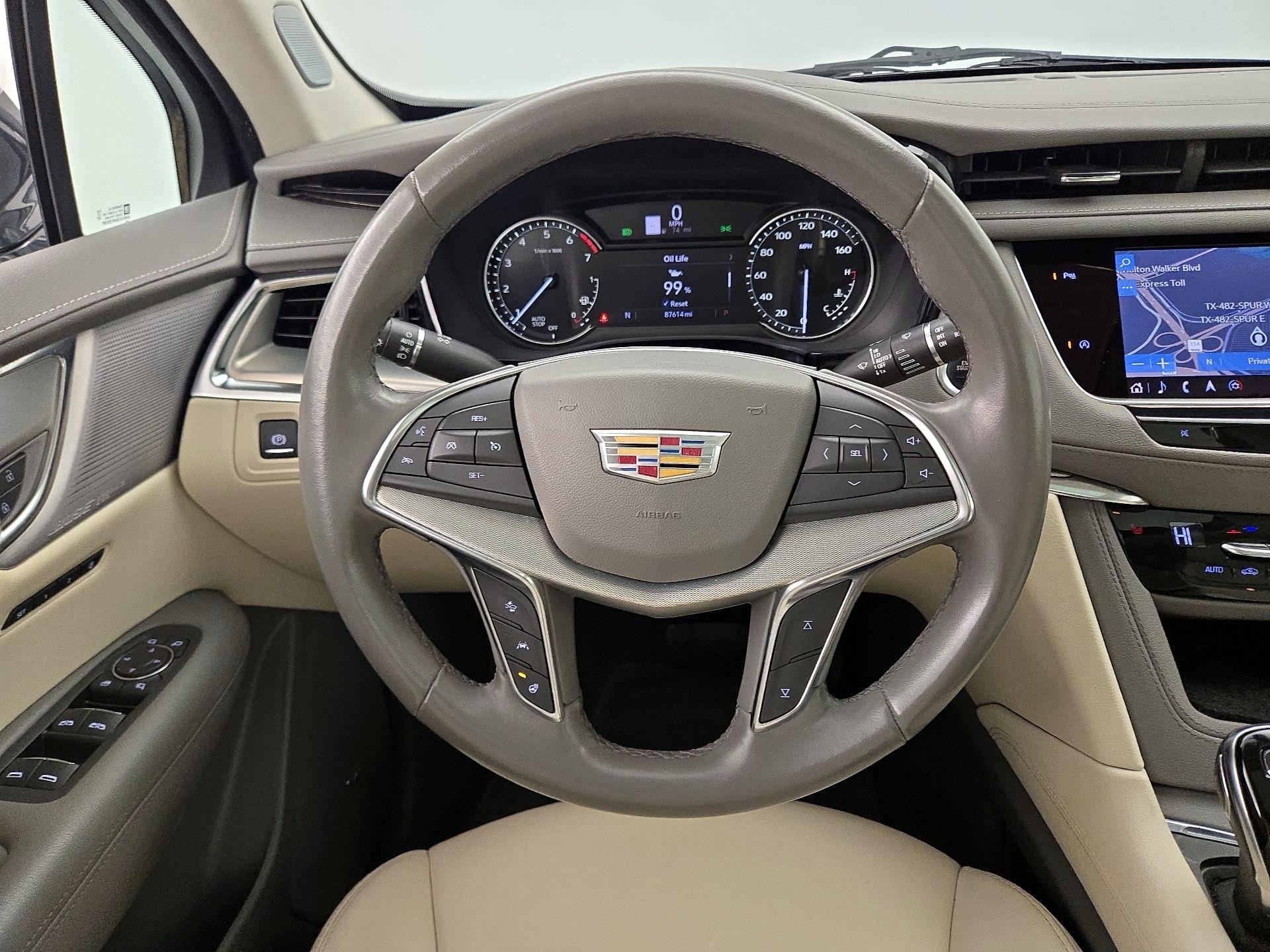 Thumbnail: 2021 Cadillac XT5 - 10