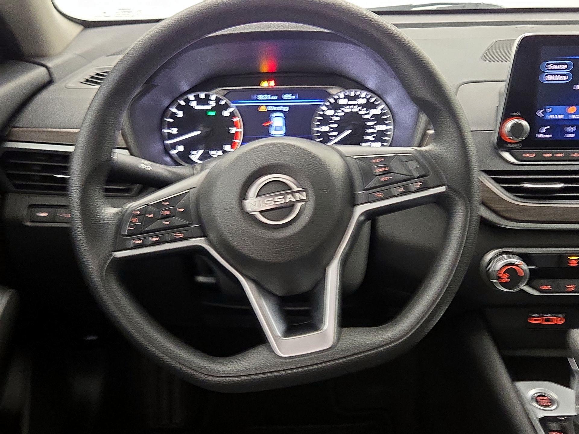 Thumbnail: 2024 Nissan Altima - 10