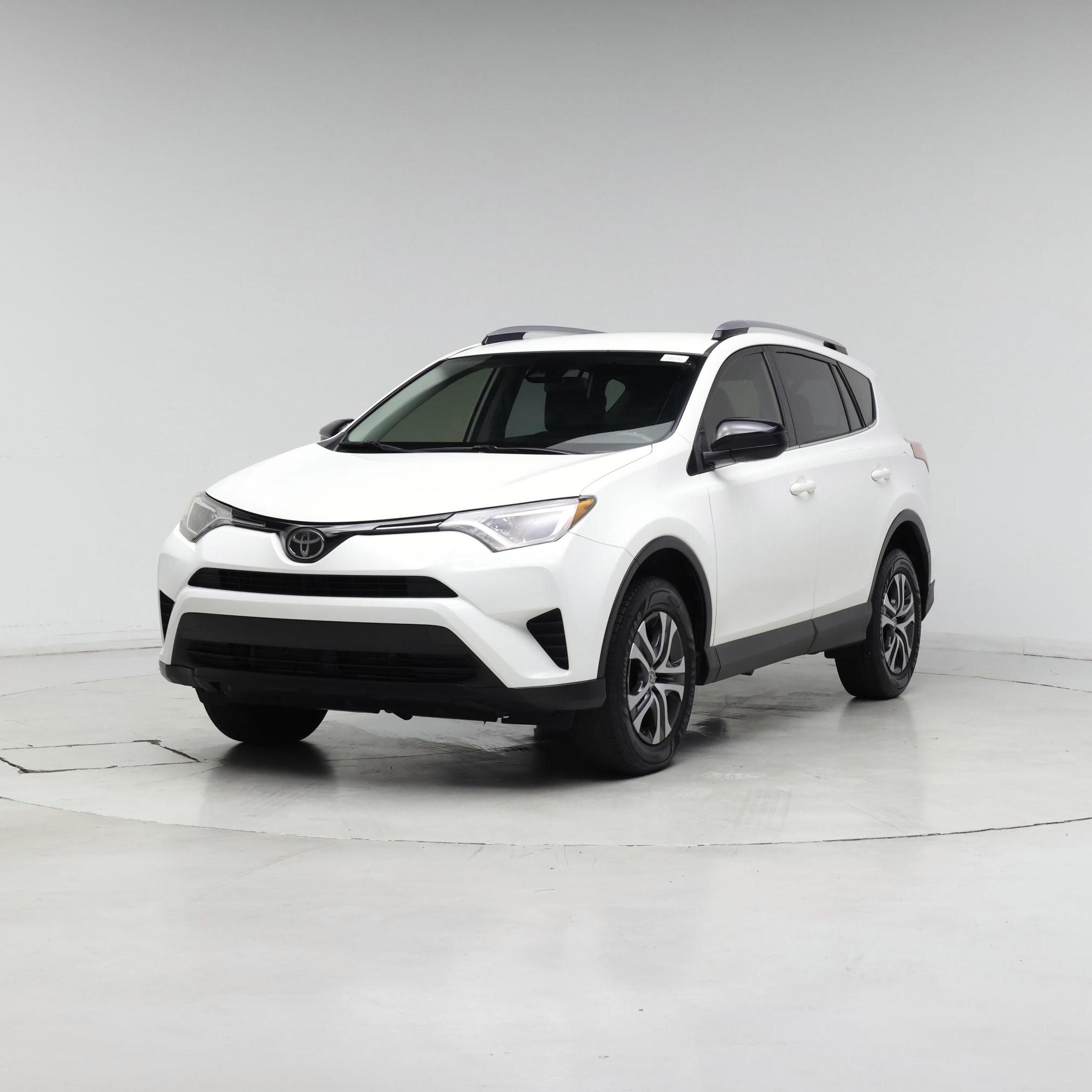 Thumbnail: 2018 Toyota RAV4 - 4