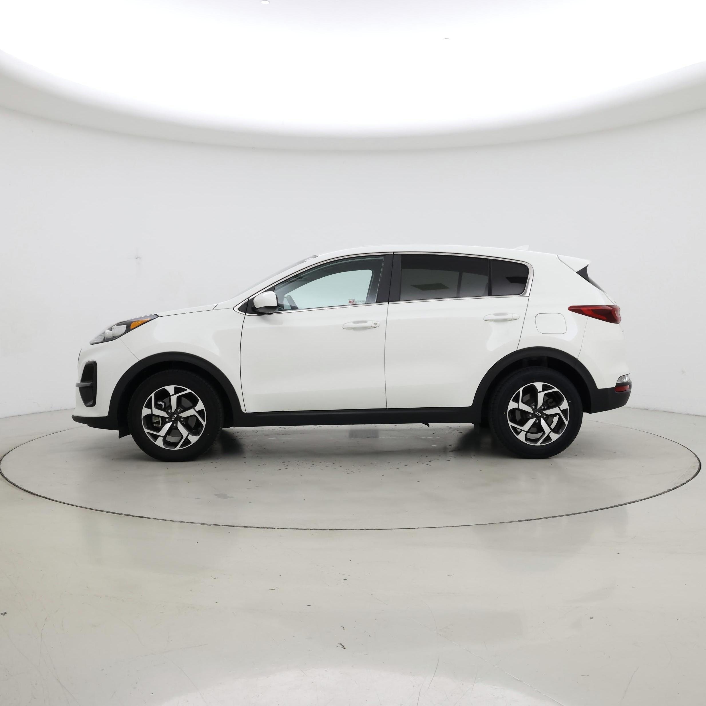 Thumbnail: 2020 Kia Sportage - 3