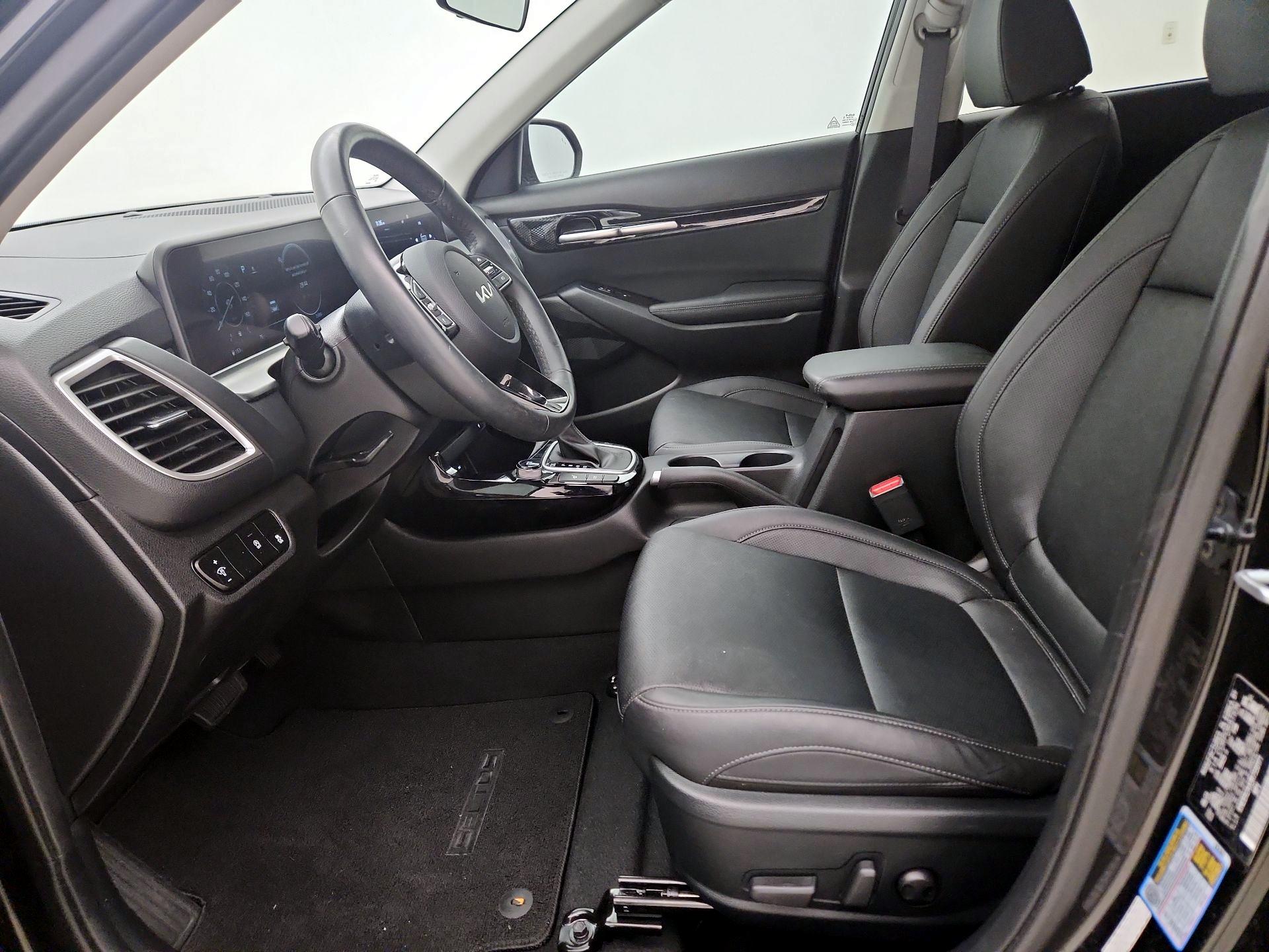 Thumbnail: 2024 Kia Seltos - 11