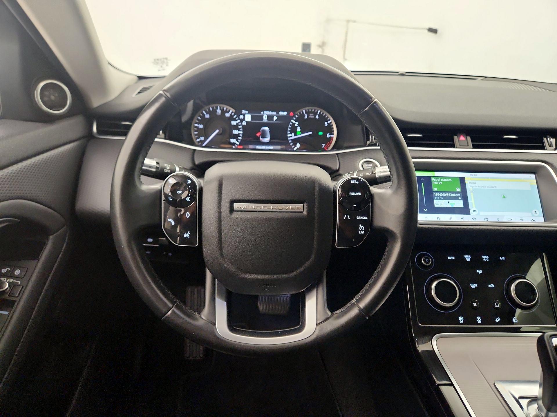 Thumbnail: 2020 Land Rover Range Rover Evoque - 10