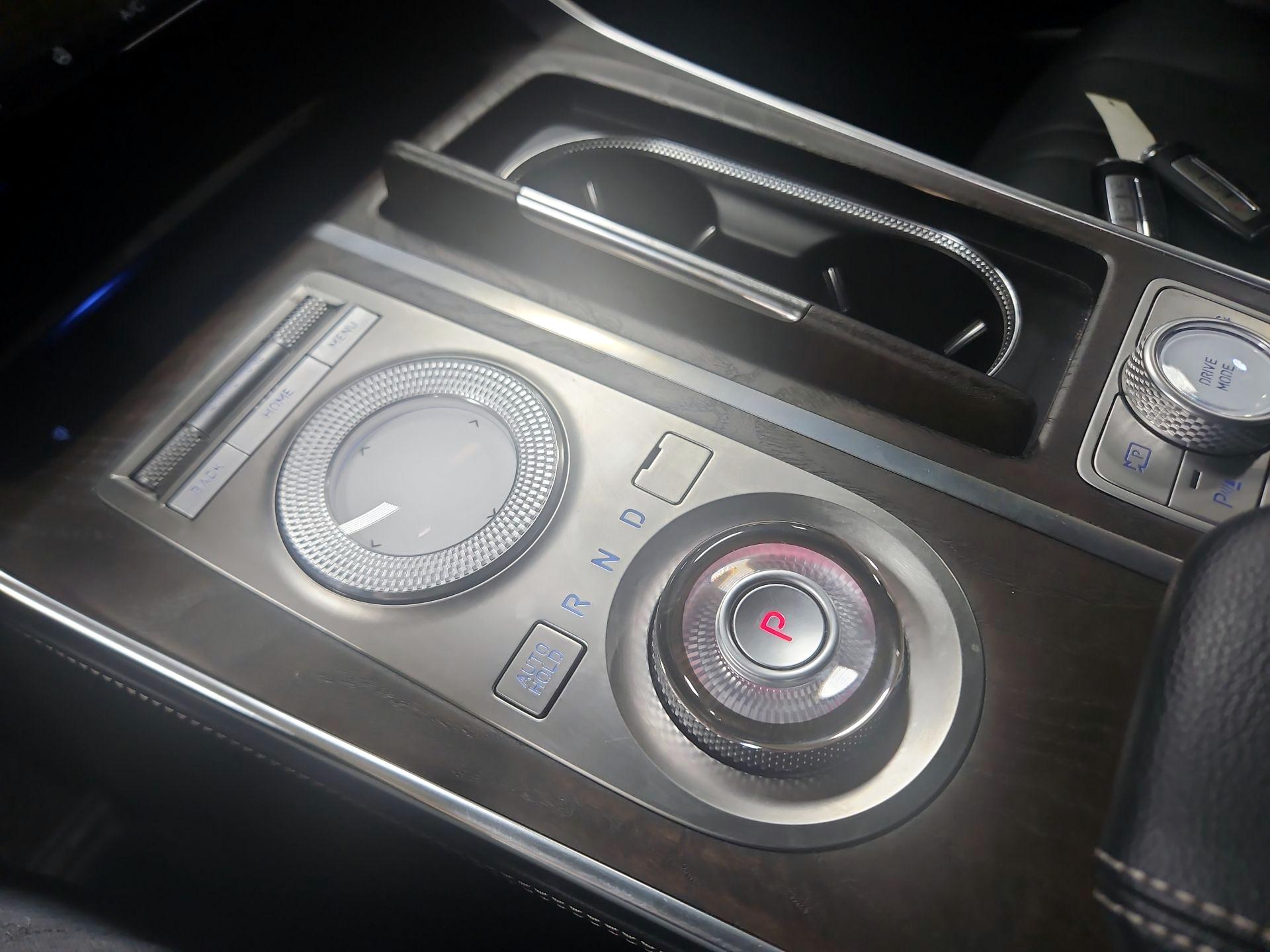 Thumbnail: 2021 Genesis GV80 - 15