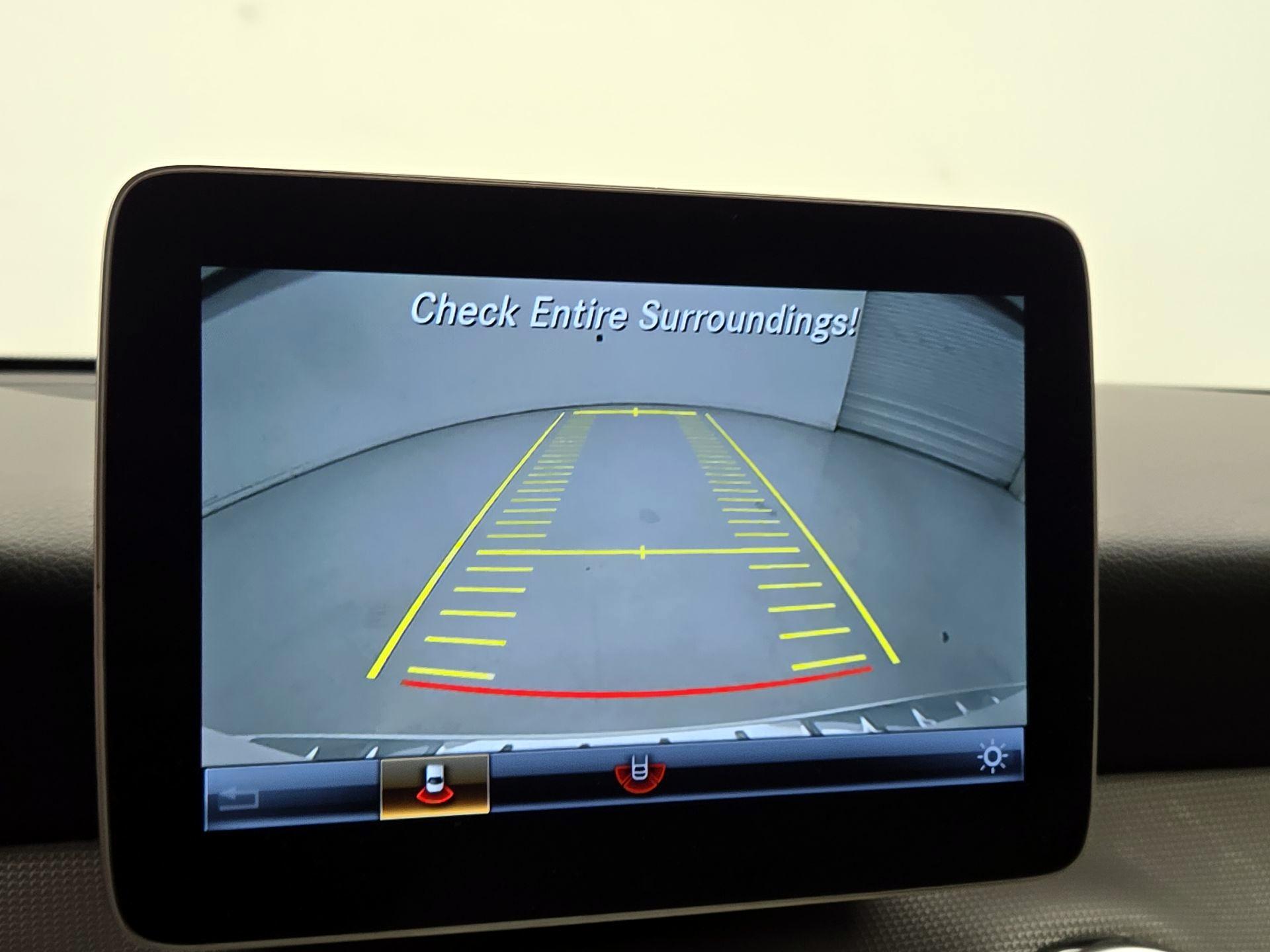 Thumbnail: 2019 Mercedes-Benz GLA - 14