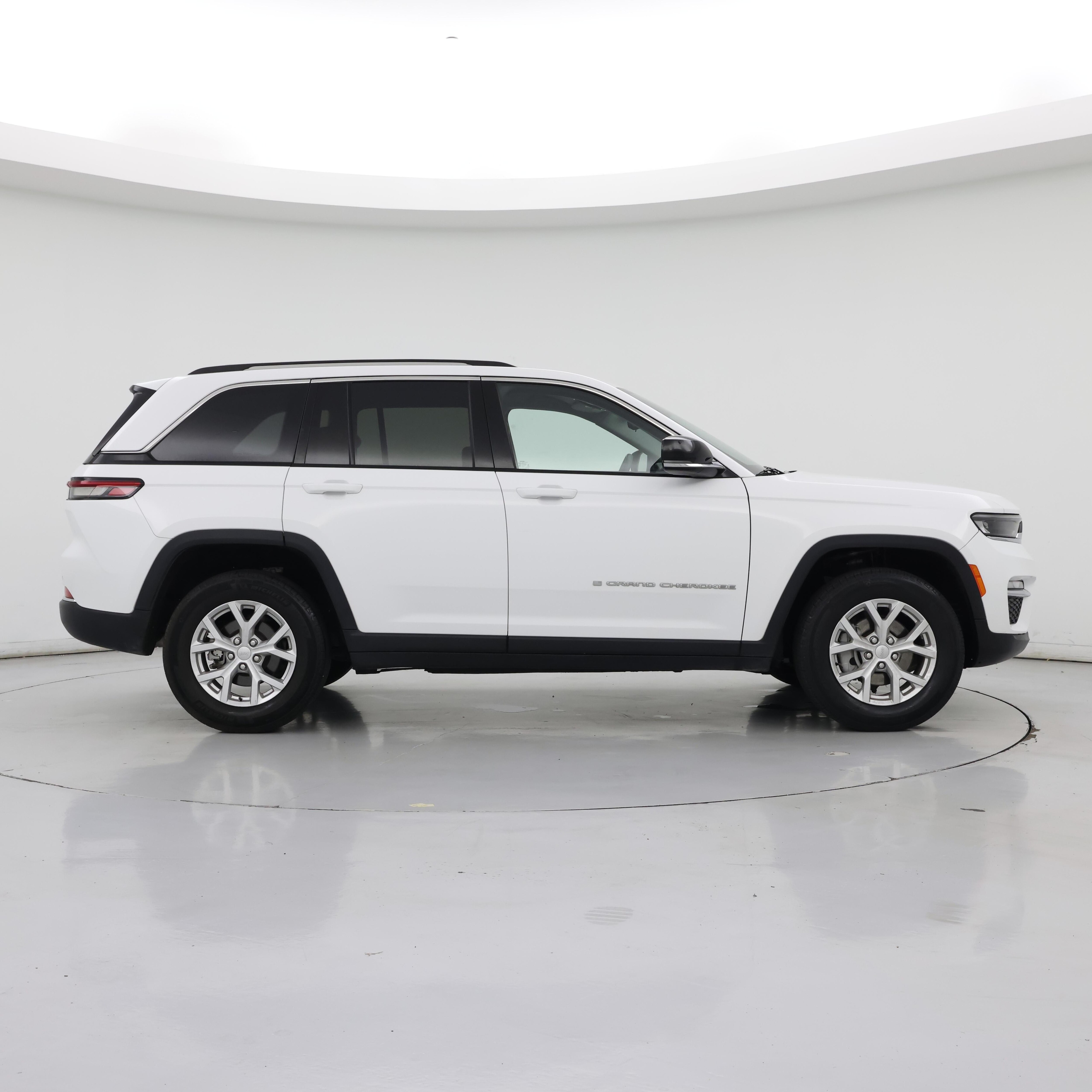 Thumbnail: 2023 Jeep Grand Cherokee - 7