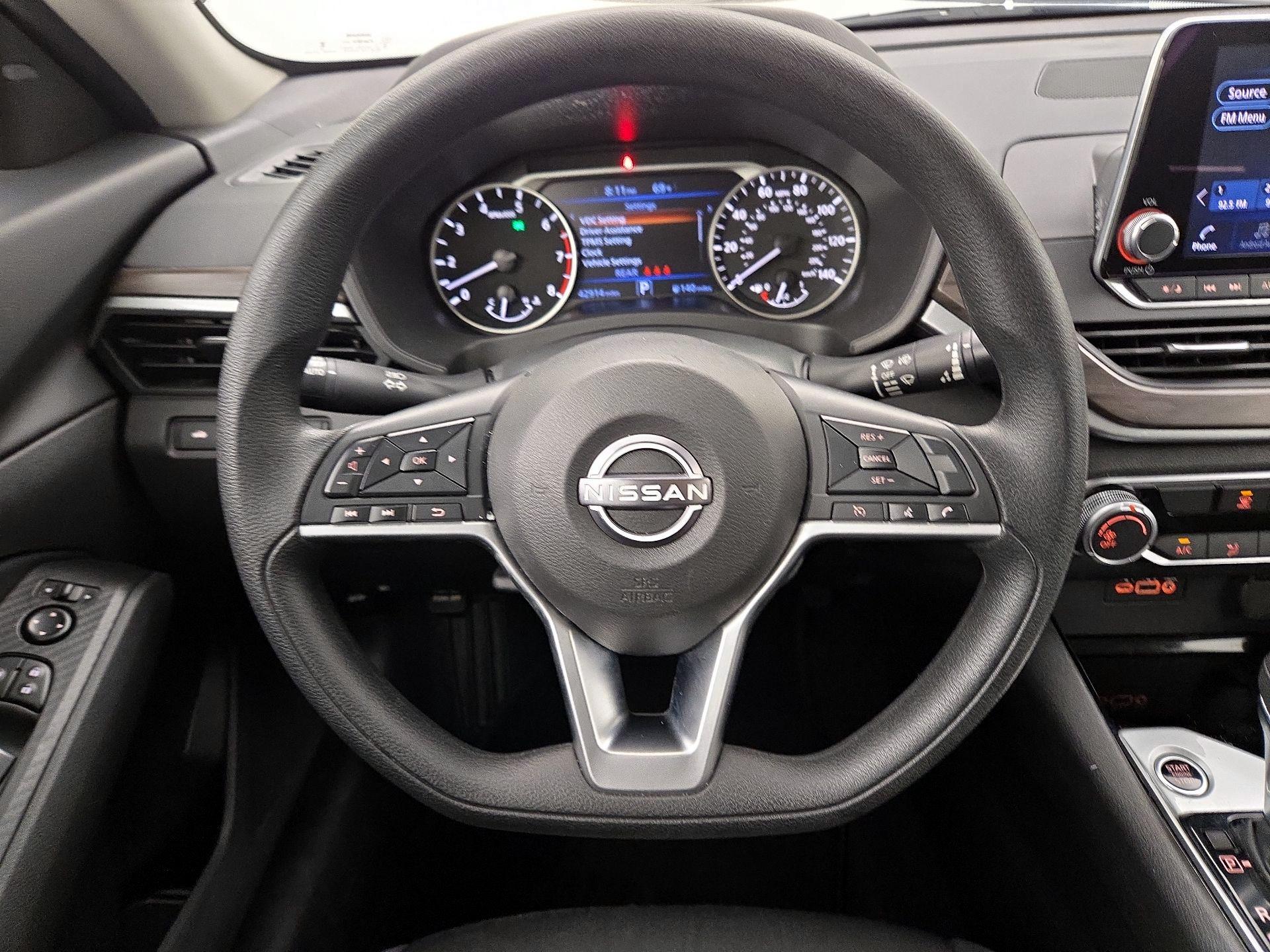 Thumbnail: 2024 Nissan Altima - 10