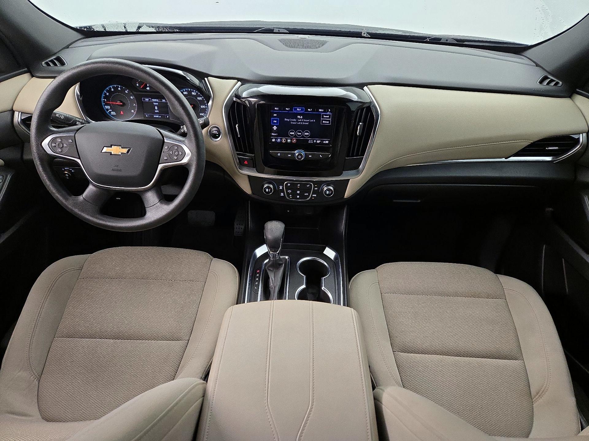 Thumbnail: 2022 Chevrolet Traverse - 9