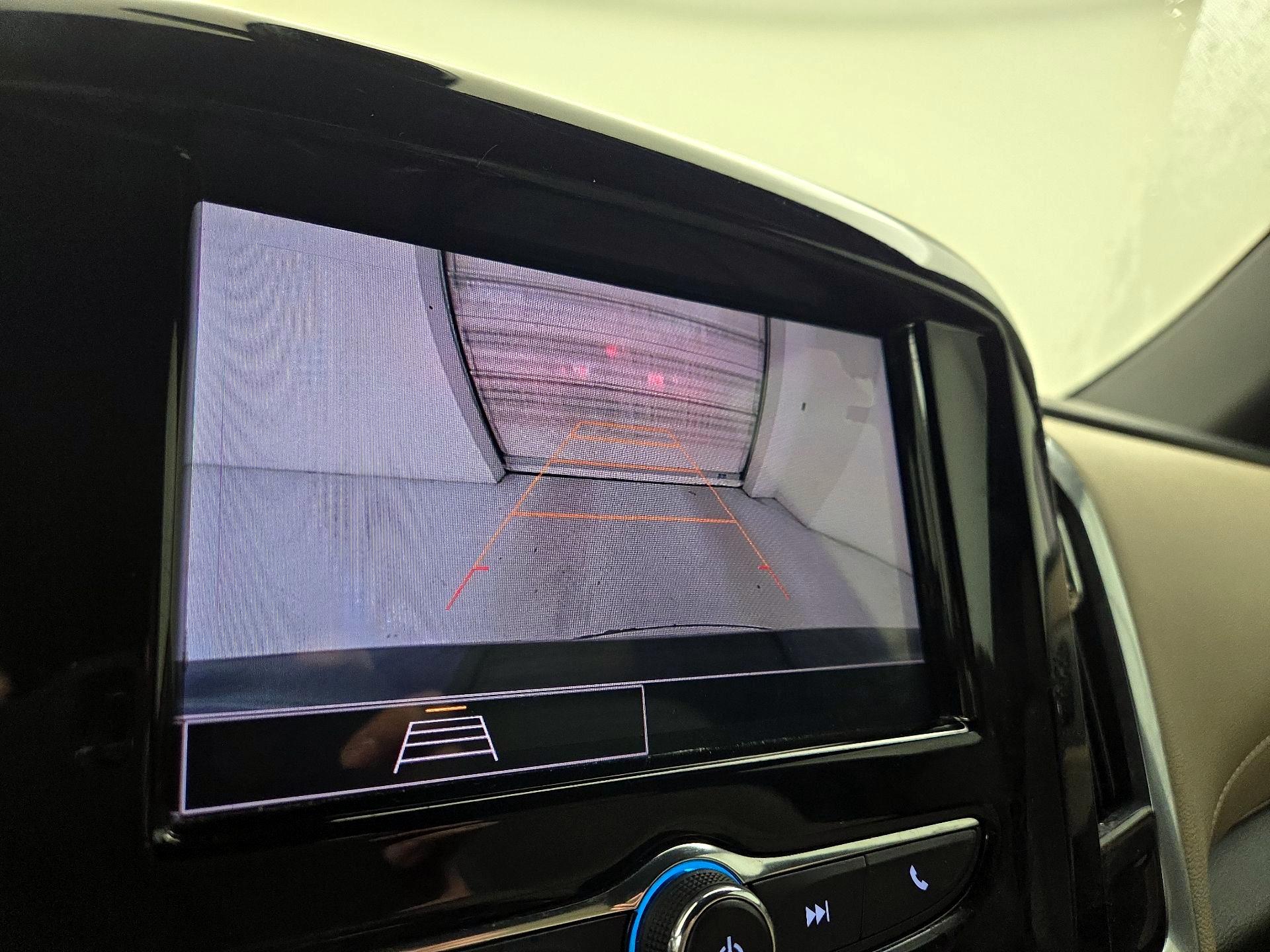 Thumbnail: 2022 Chevrolet Traverse - 14