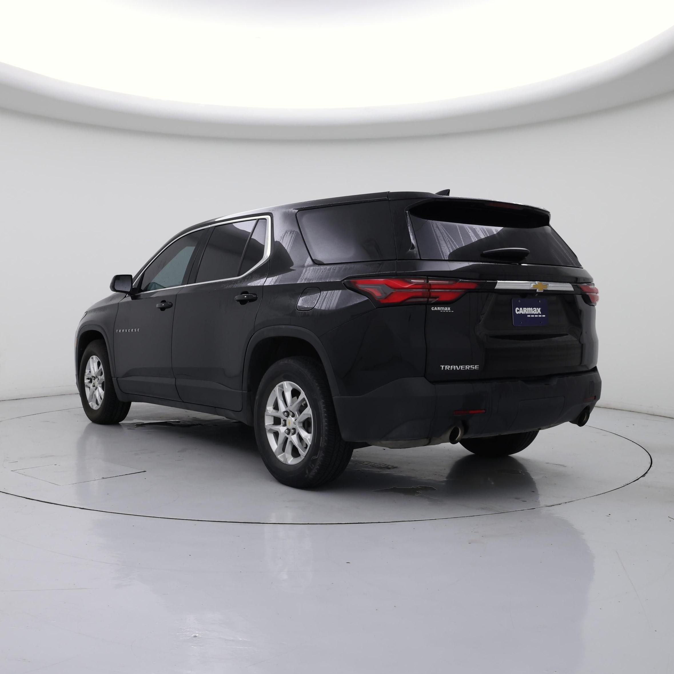 Thumbnail: 2022 Chevrolet Traverse - 2