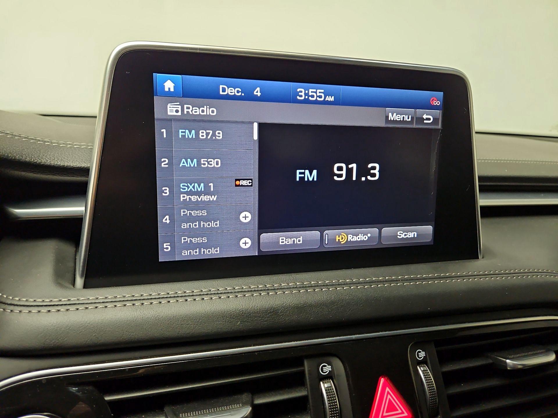 Thumbnail: 2019 Genesis G70 - 16