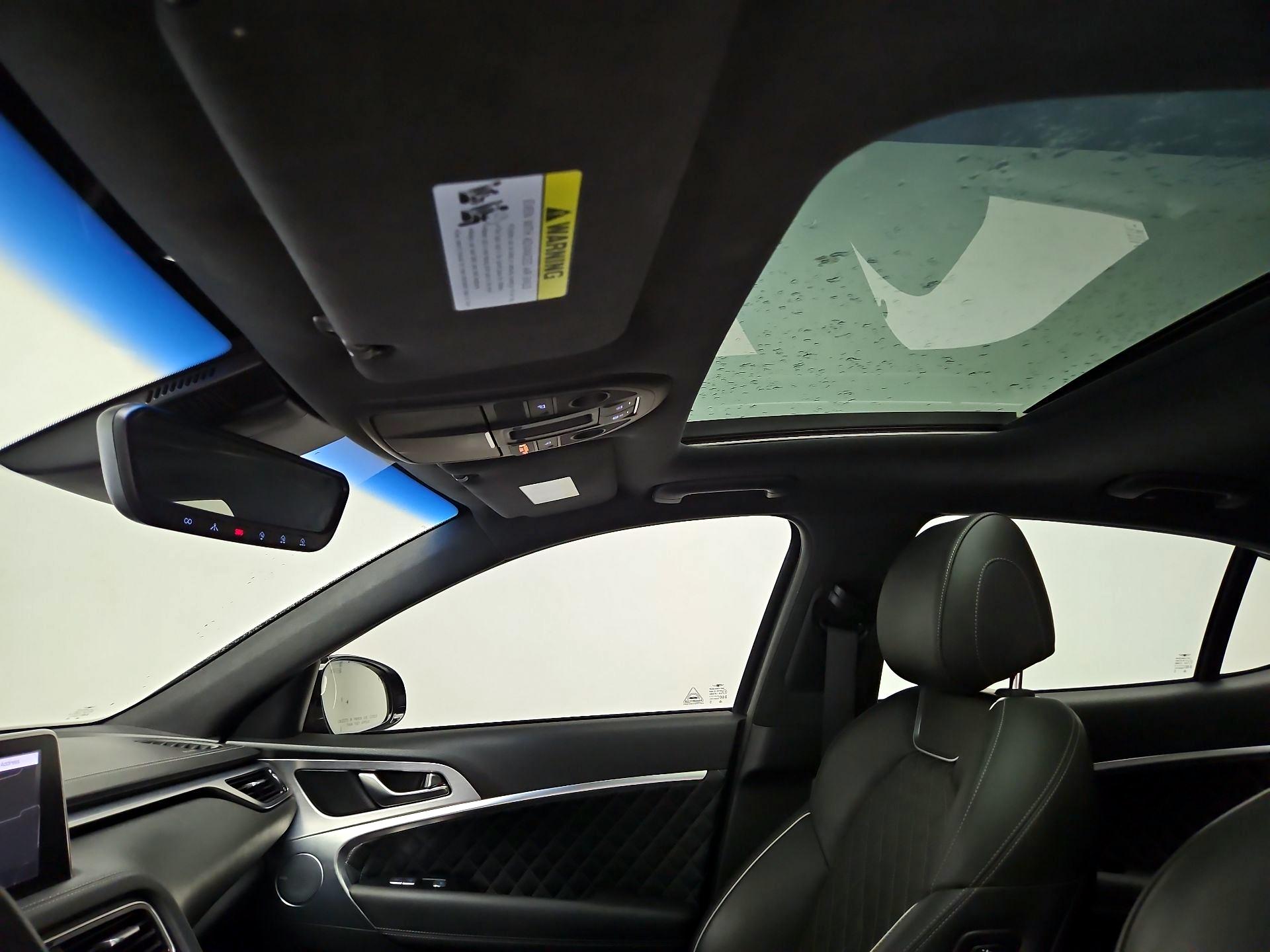 Thumbnail: 2019 Genesis G70 - 20