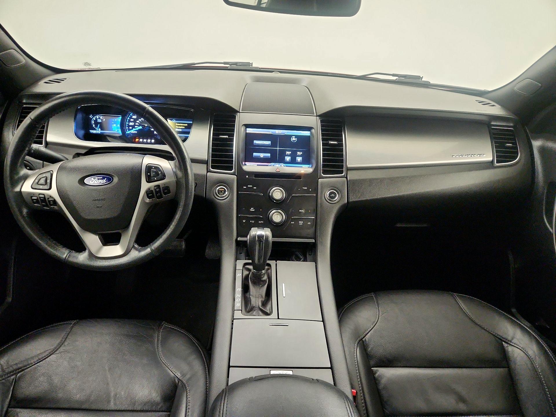 Thumbnail: 2015 Ford Taurus - 9