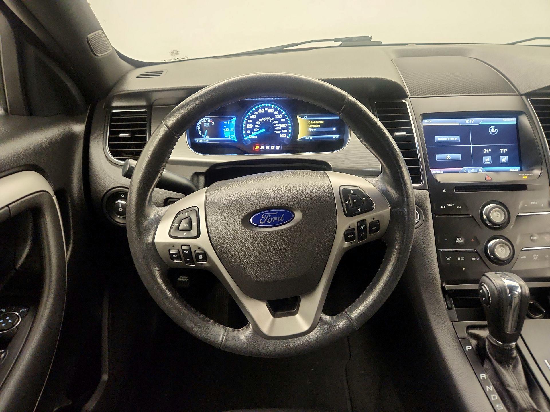 Thumbnail: 2015 Ford Taurus - 10