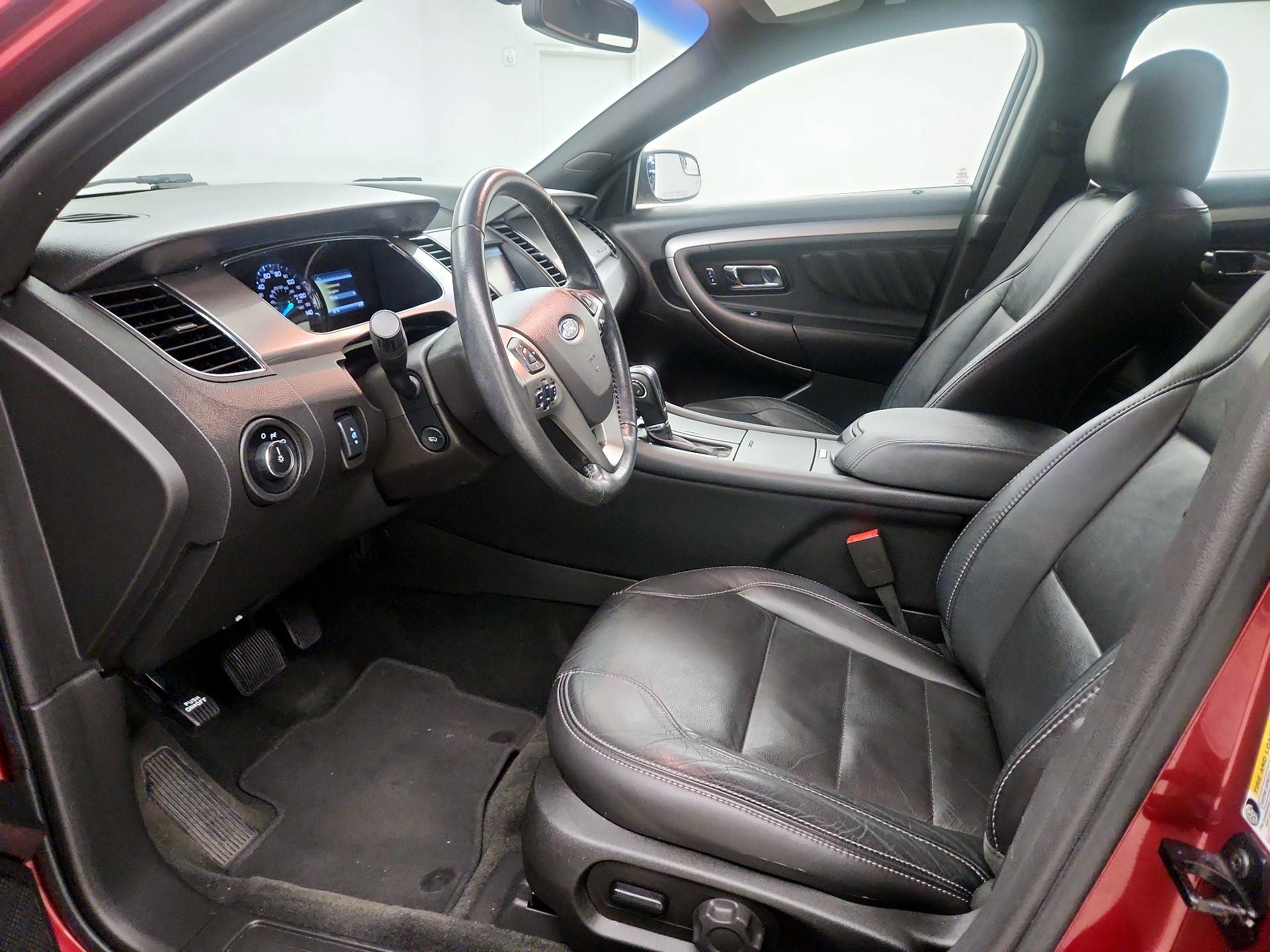 Thumbnail: 2015 Ford Taurus - 11