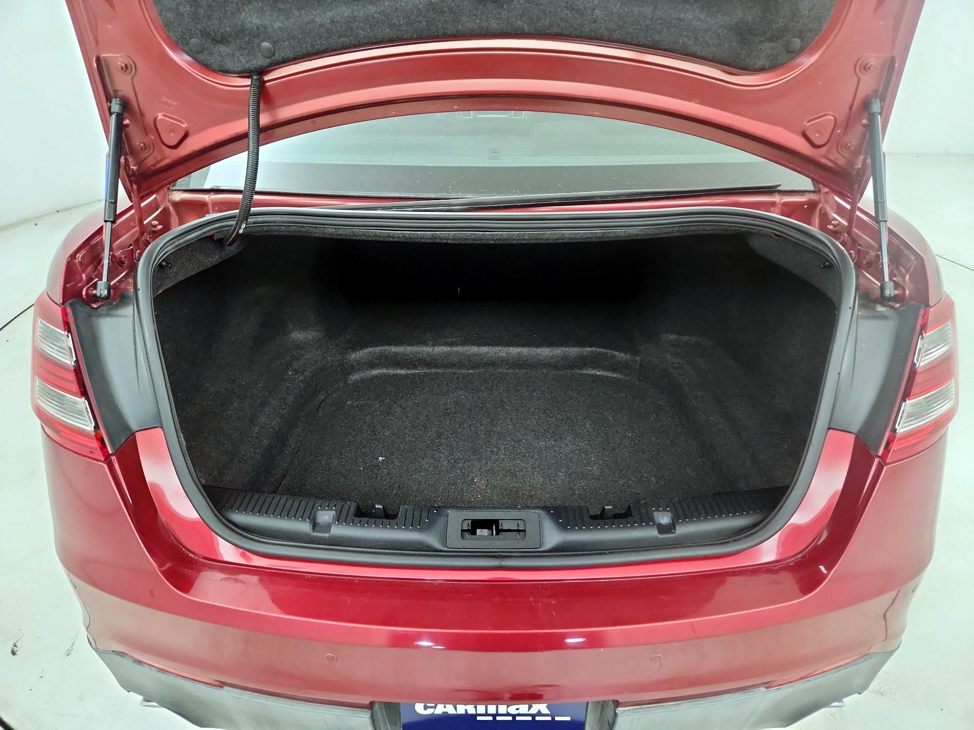 Thumbnail: 2015 Ford Taurus - 16