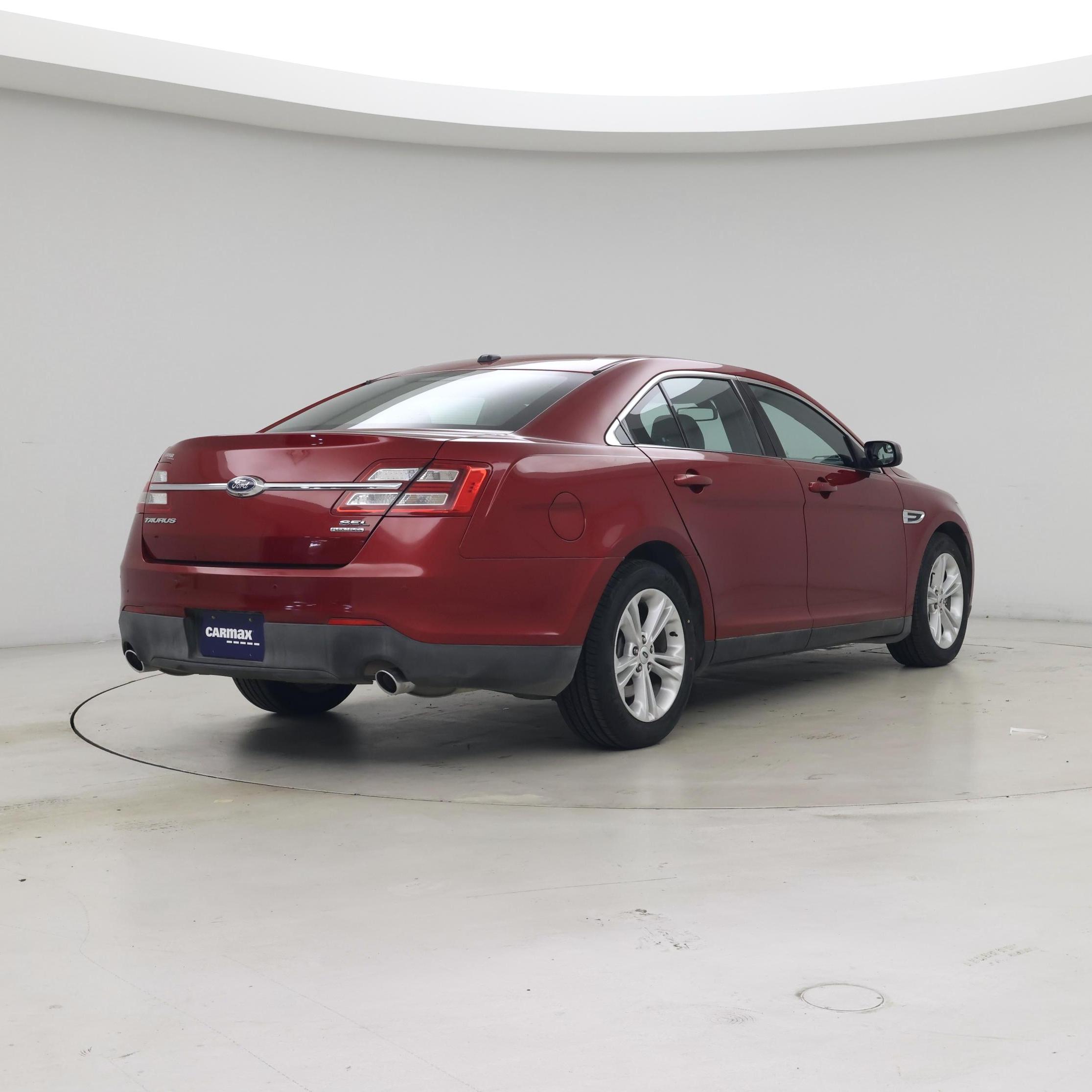 Thumbnail: 2015 Ford Taurus - 8