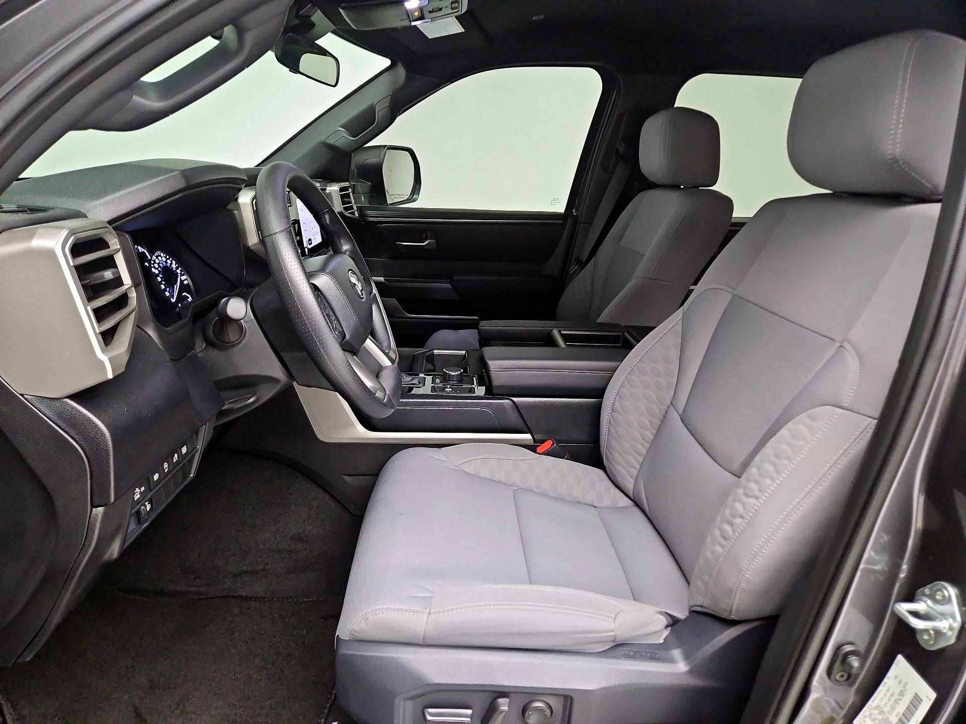 Thumbnail: 2025 Toyota Tundra - 11