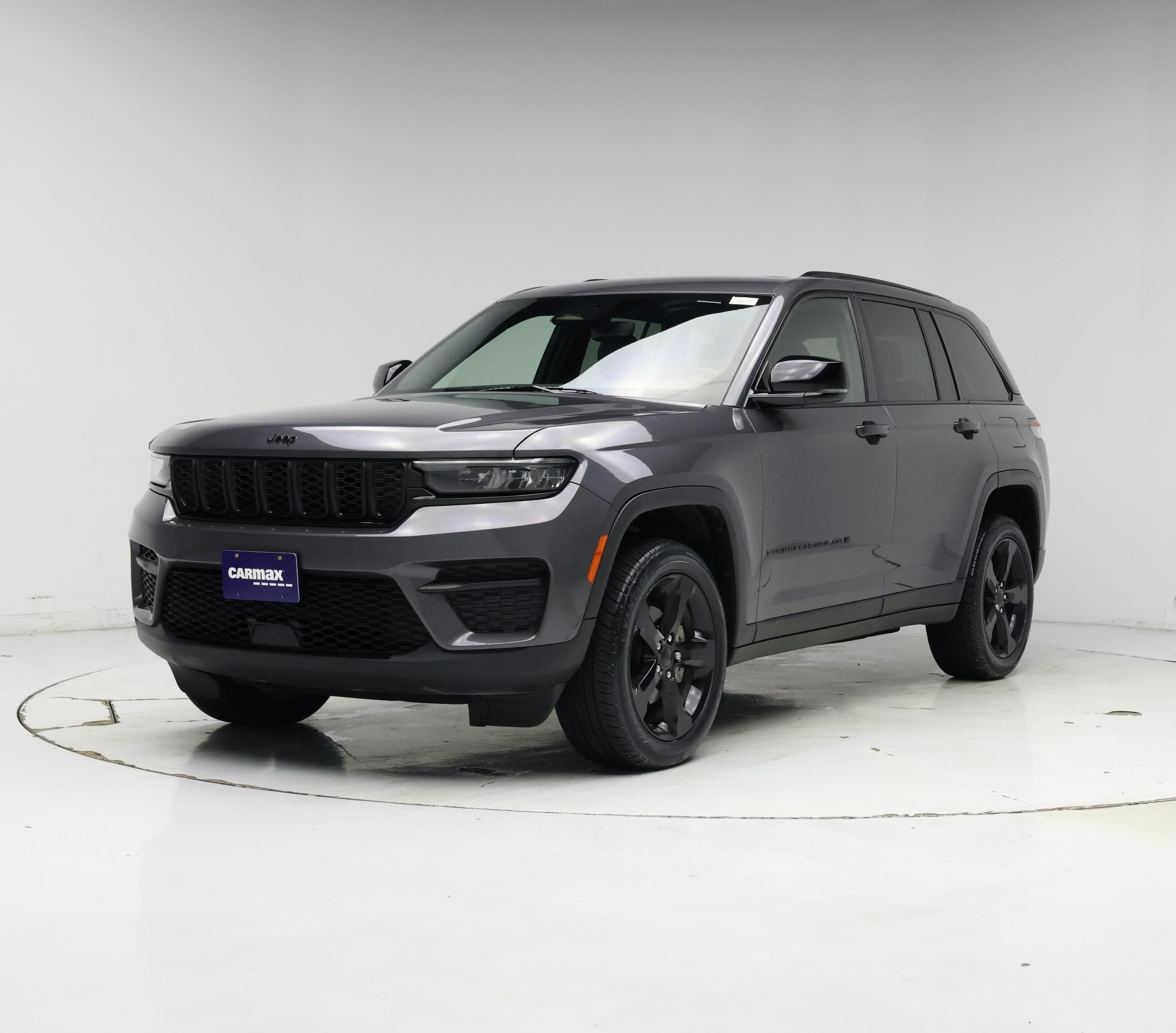 Thumbnail: 2023 Jeep Grand Cherokee - 4