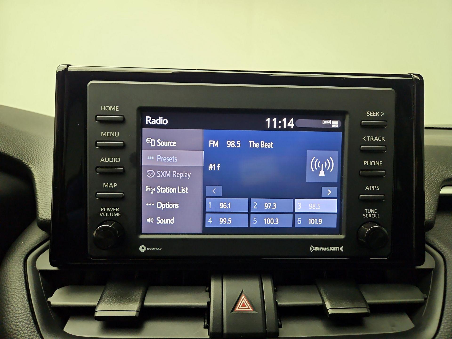 Thumbnail: 2020 Toyota RAV4 - 15