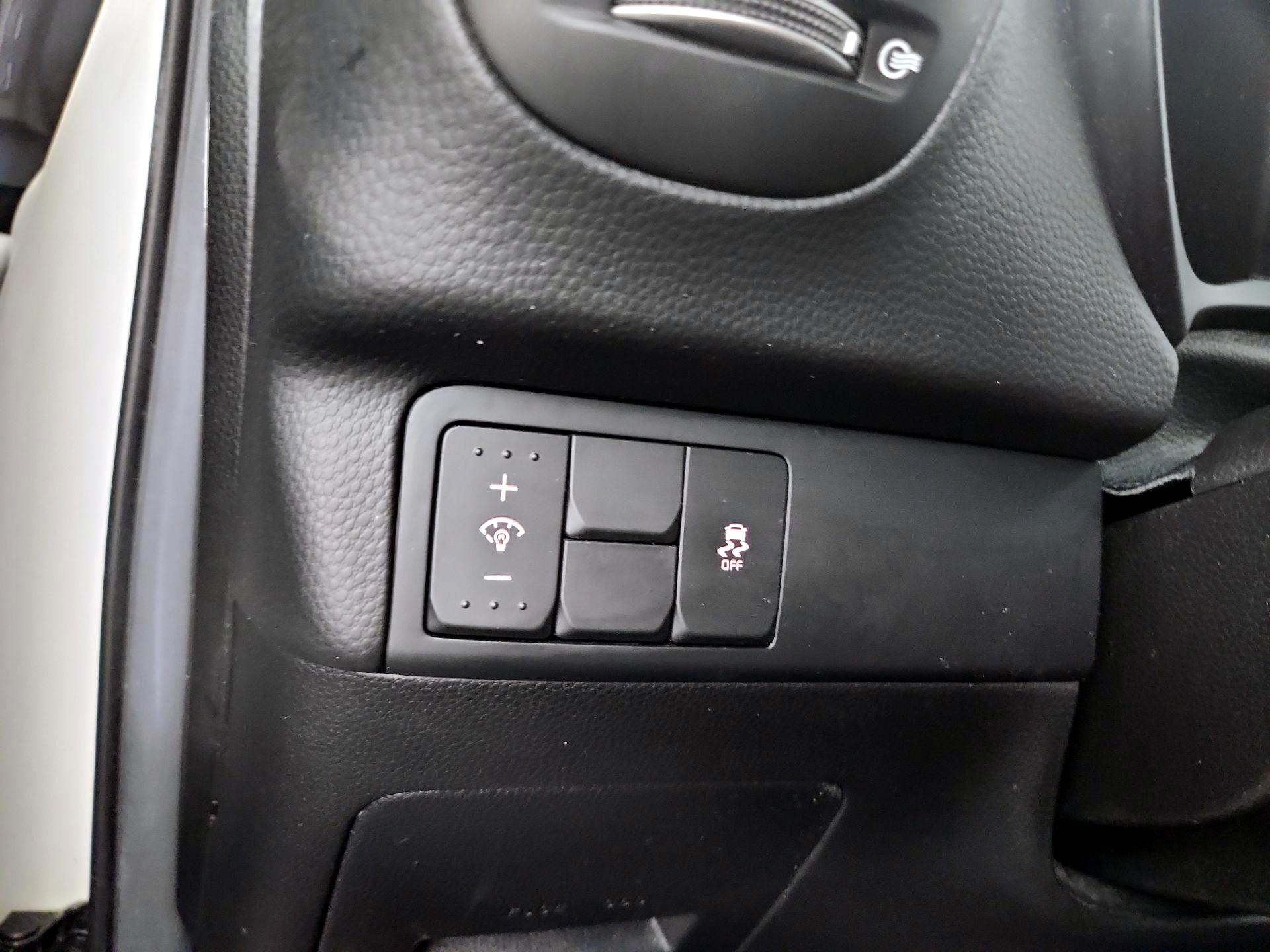 Thumbnail: 2018 Kia Soul - 13