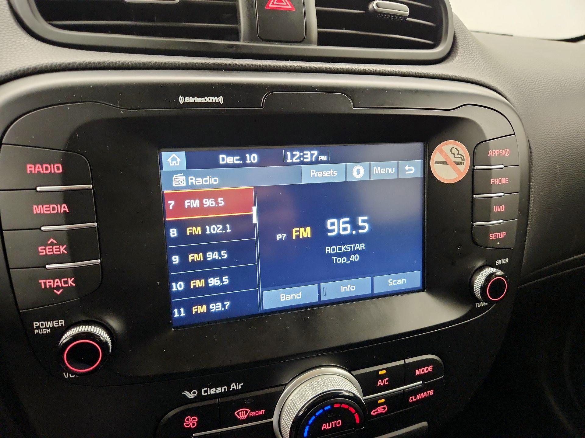 Thumbnail: 2018 Kia Soul - 15