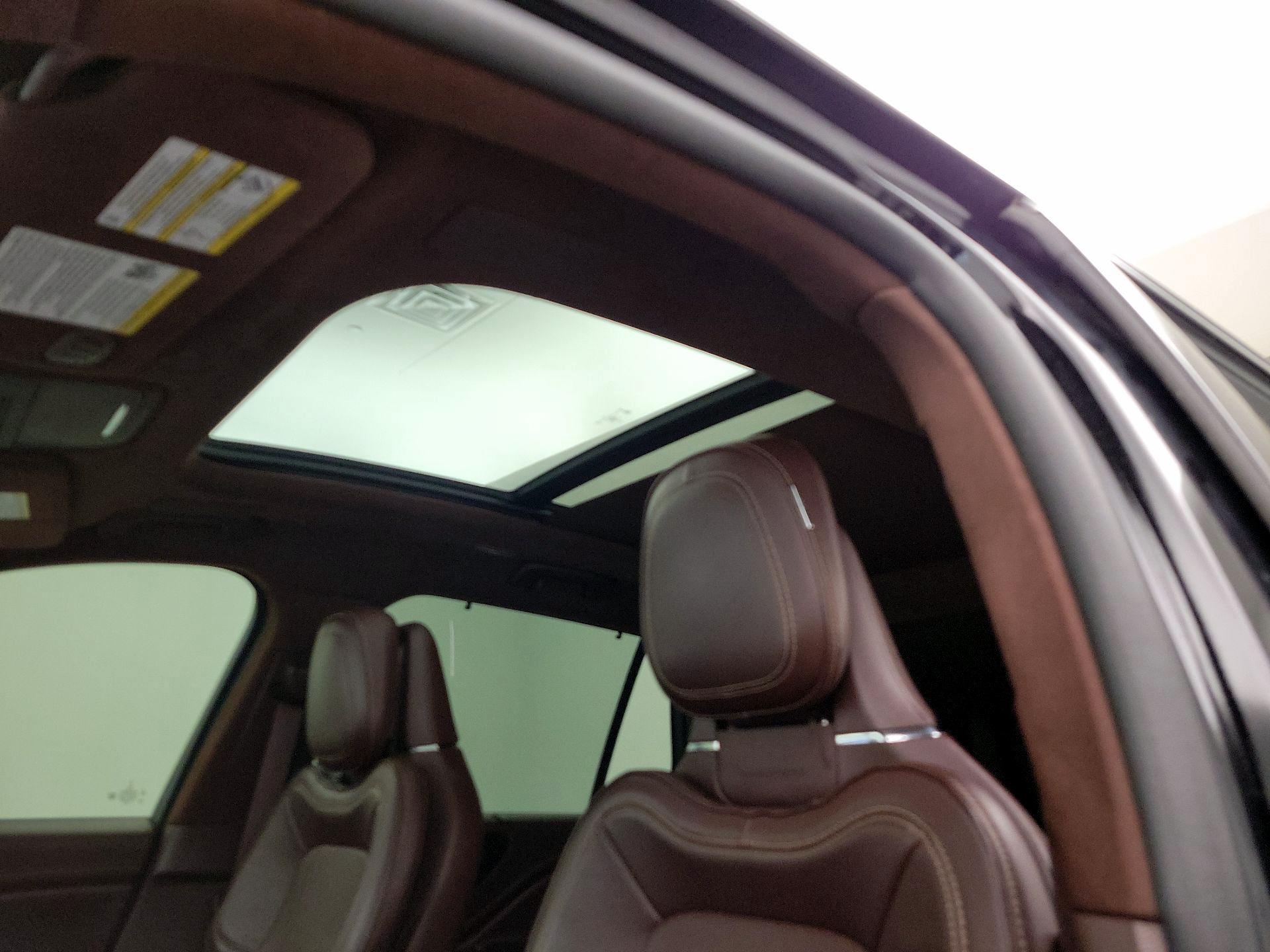 Thumbnail: 2023 Lincoln Aviator - 20