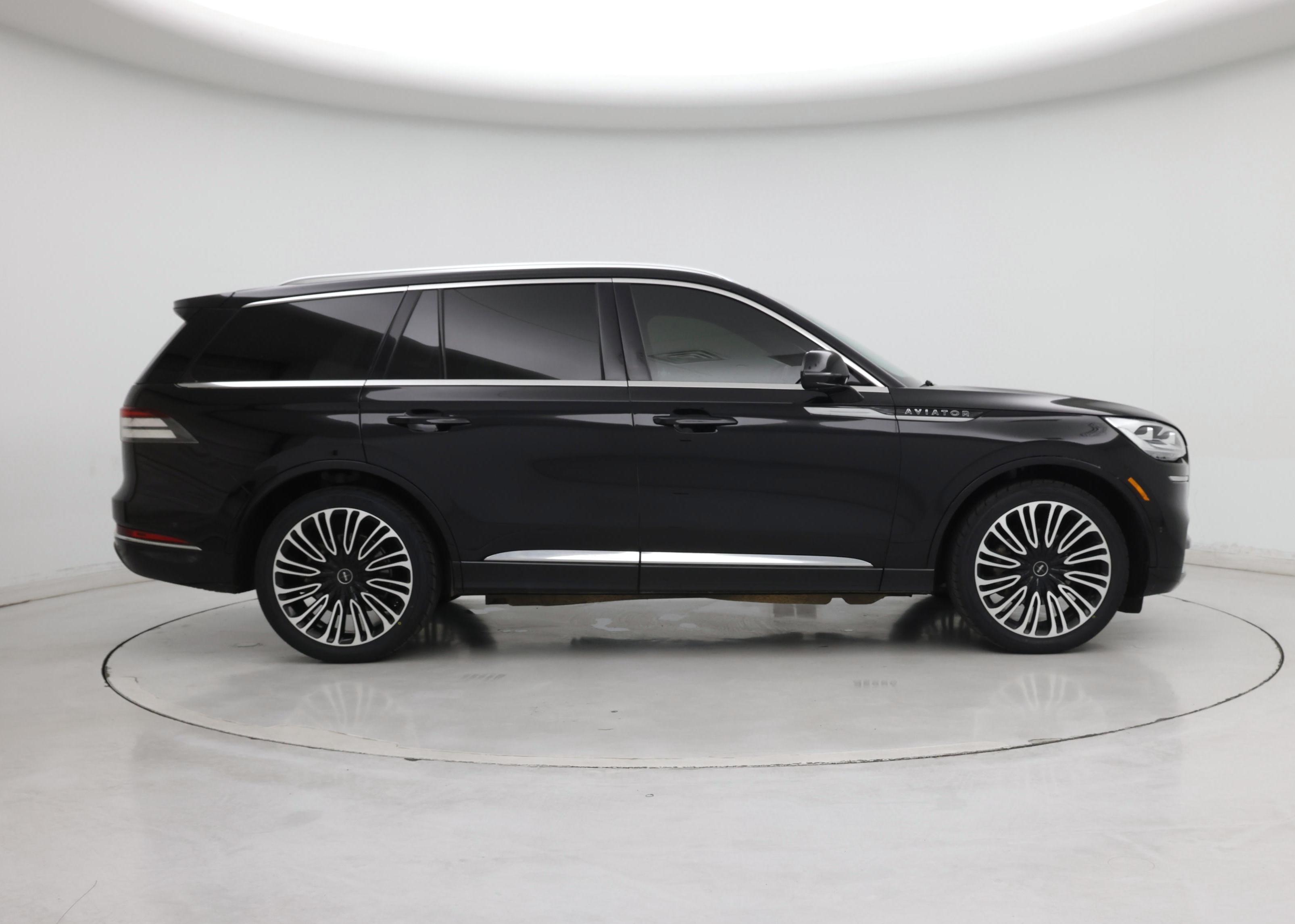 Thumbnail: 2023 Lincoln Aviator - 7