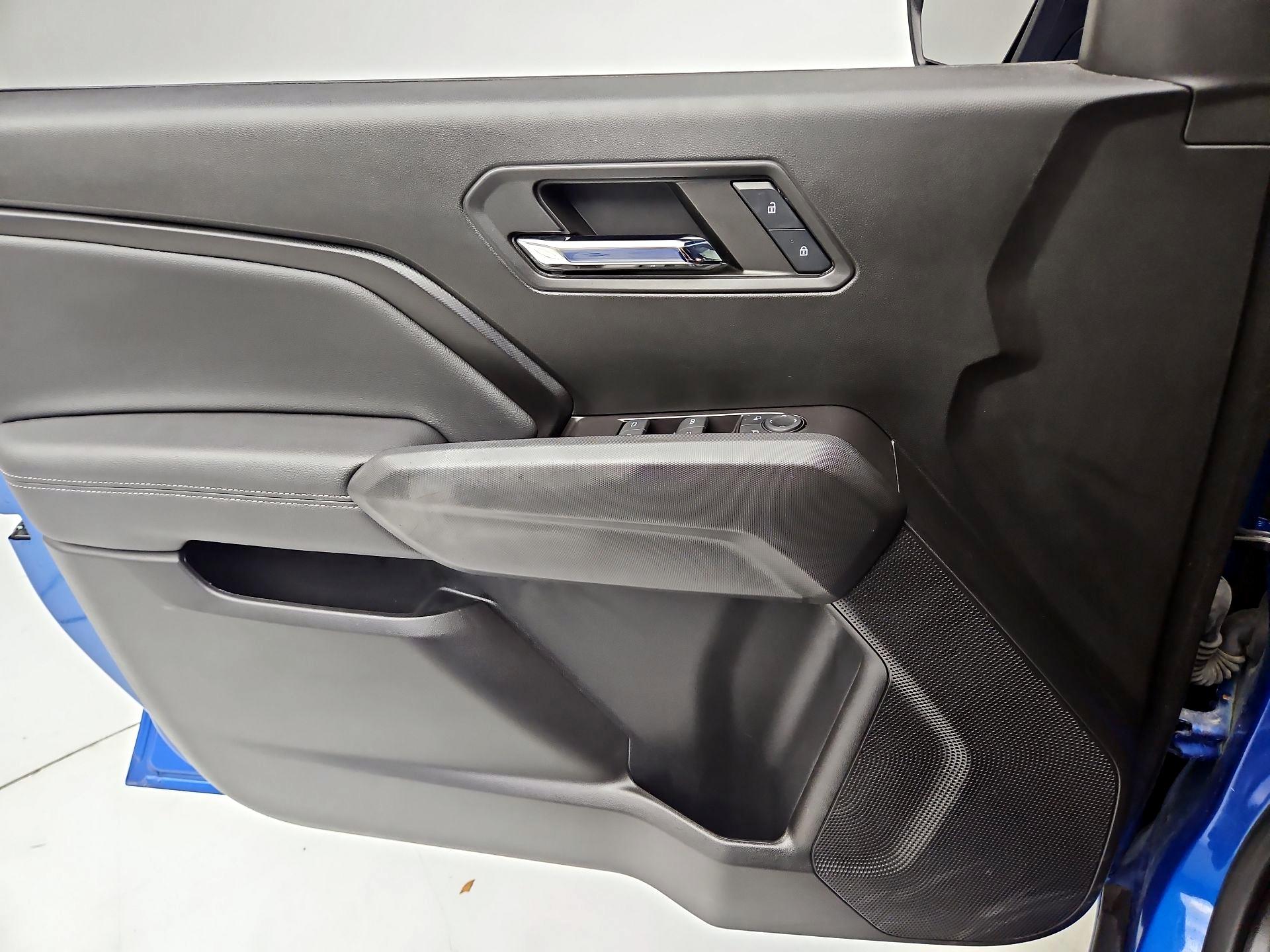 Thumbnail: 2024 Chevrolet Colorado - 12