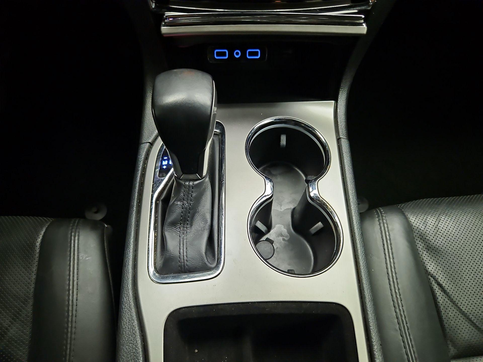 Thumbnail: 2020 Jeep Grand Cherokee - 16