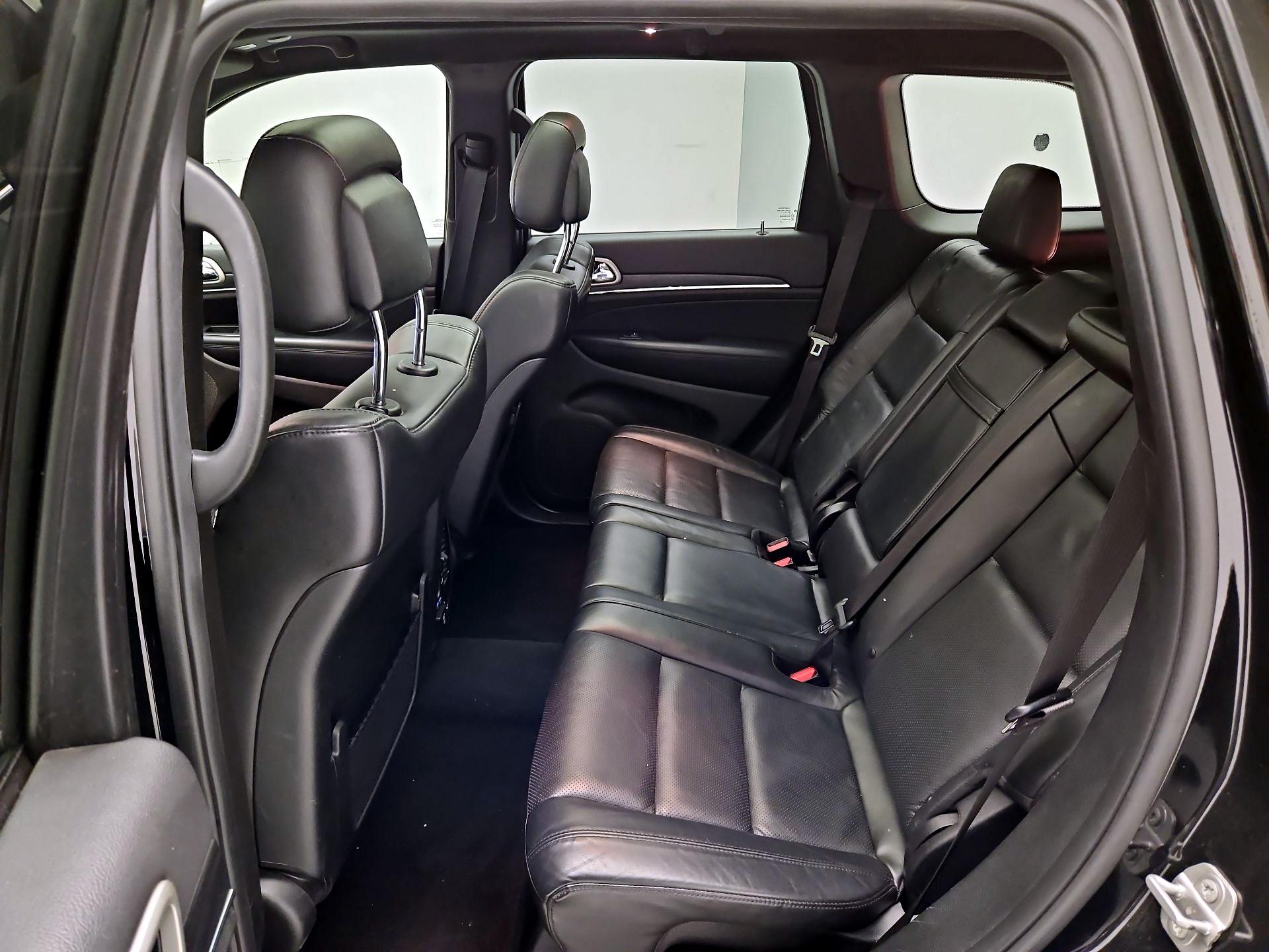 Thumbnail: 2020 Jeep Grand Cherokee - 19