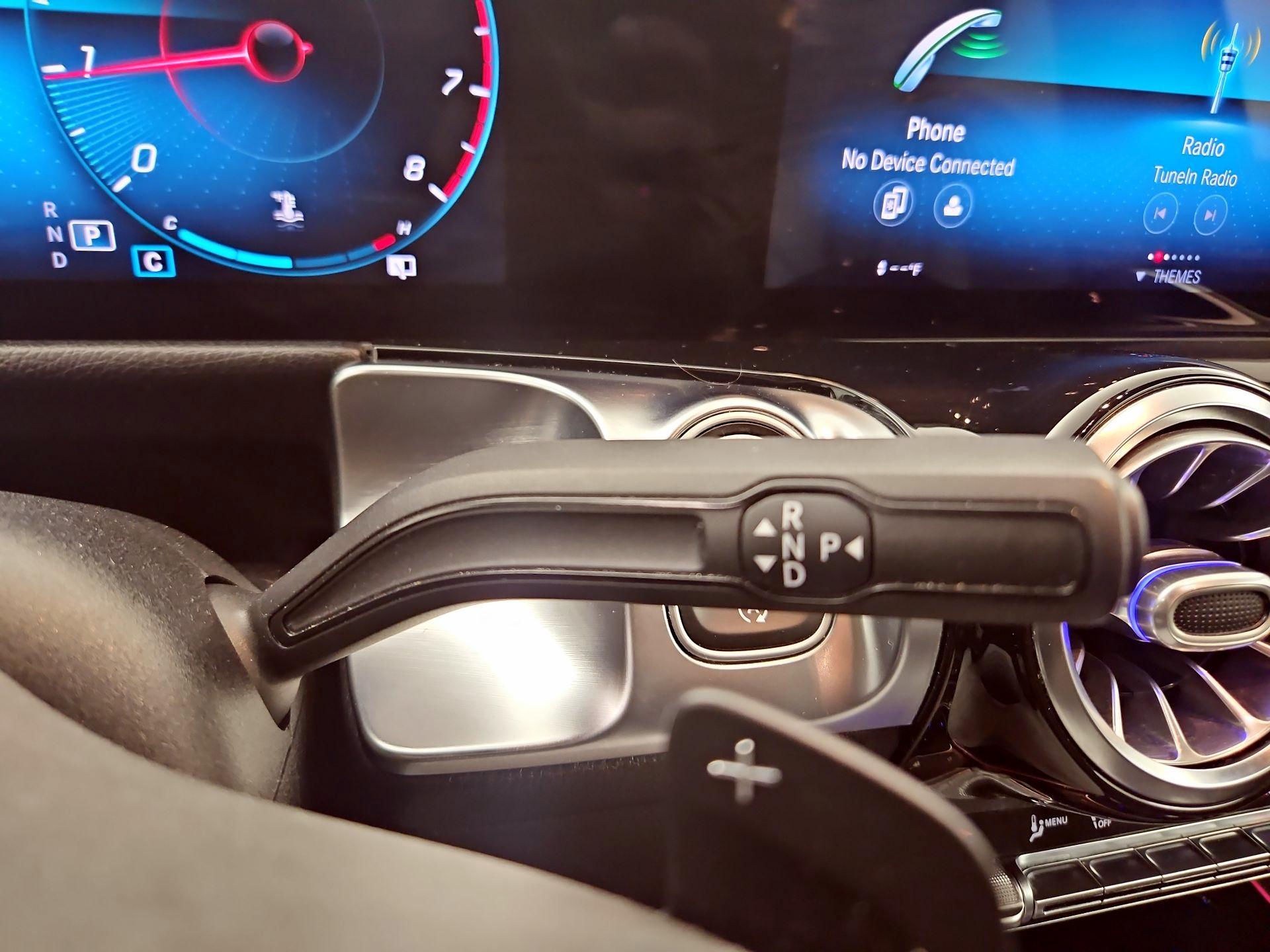 Thumbnail: 2020 Mercedes-Benz GLB - 15