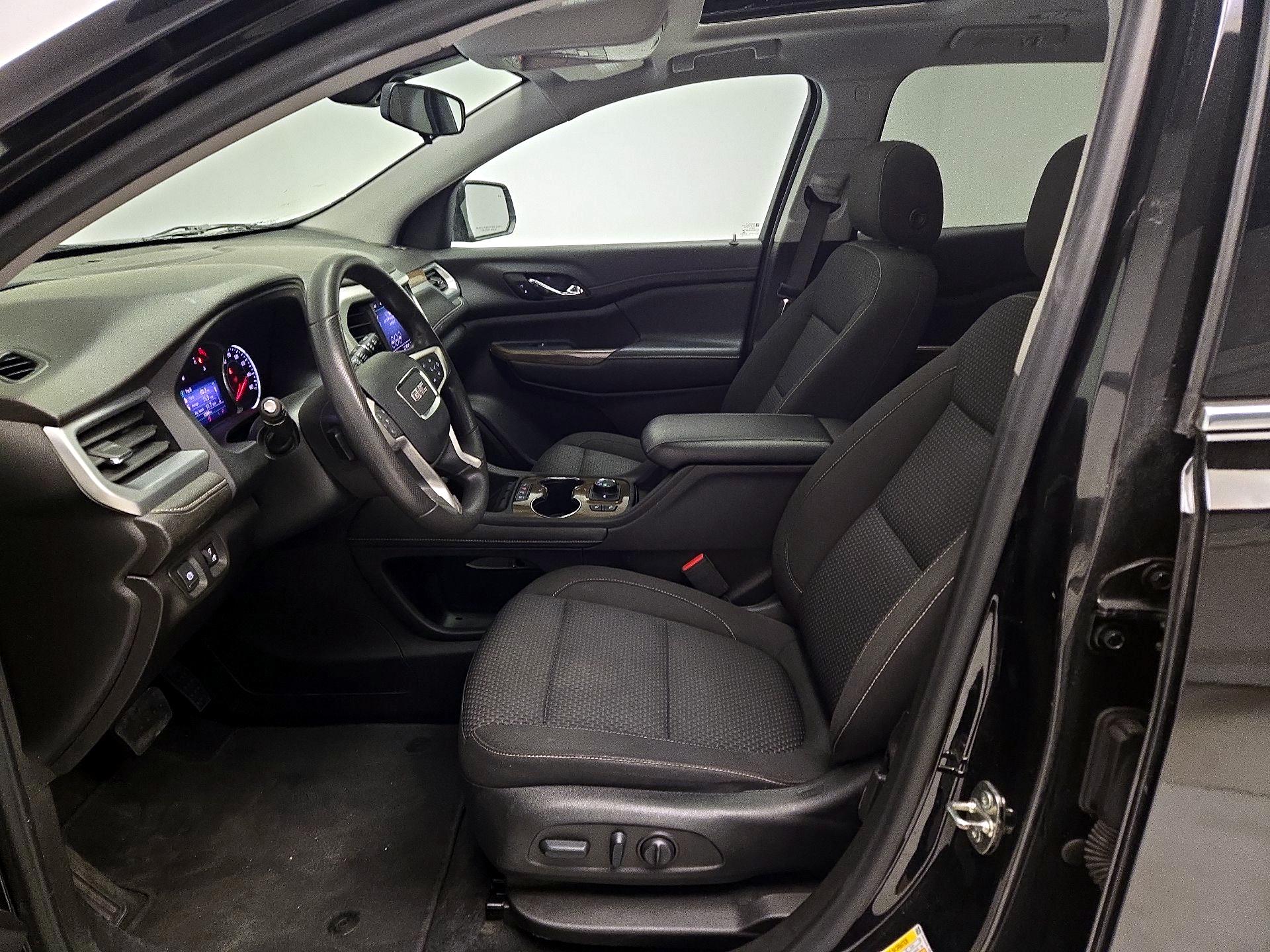 Thumbnail: 2022 GMC Acadia - 11