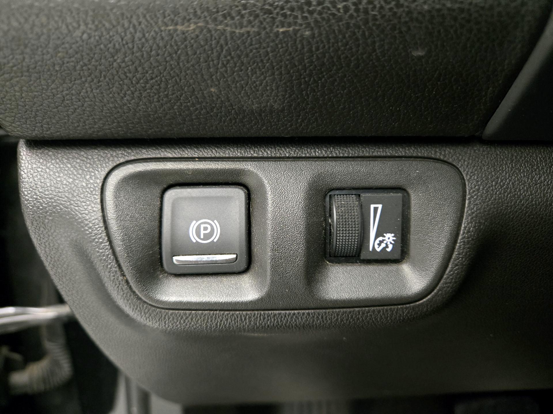 Thumbnail: 2022 GMC Acadia - 13