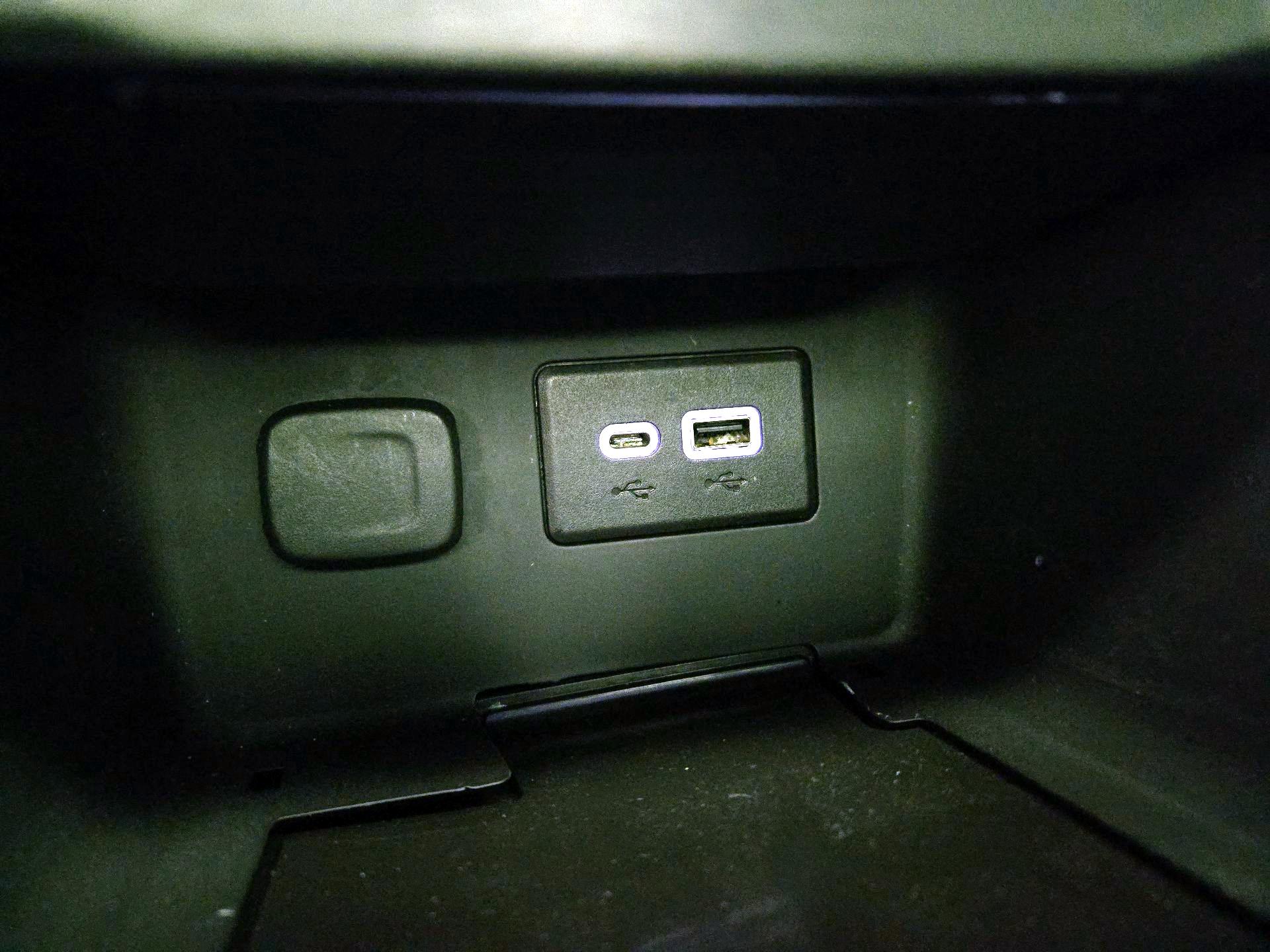 Thumbnail: 2022 GMC Acadia - 18